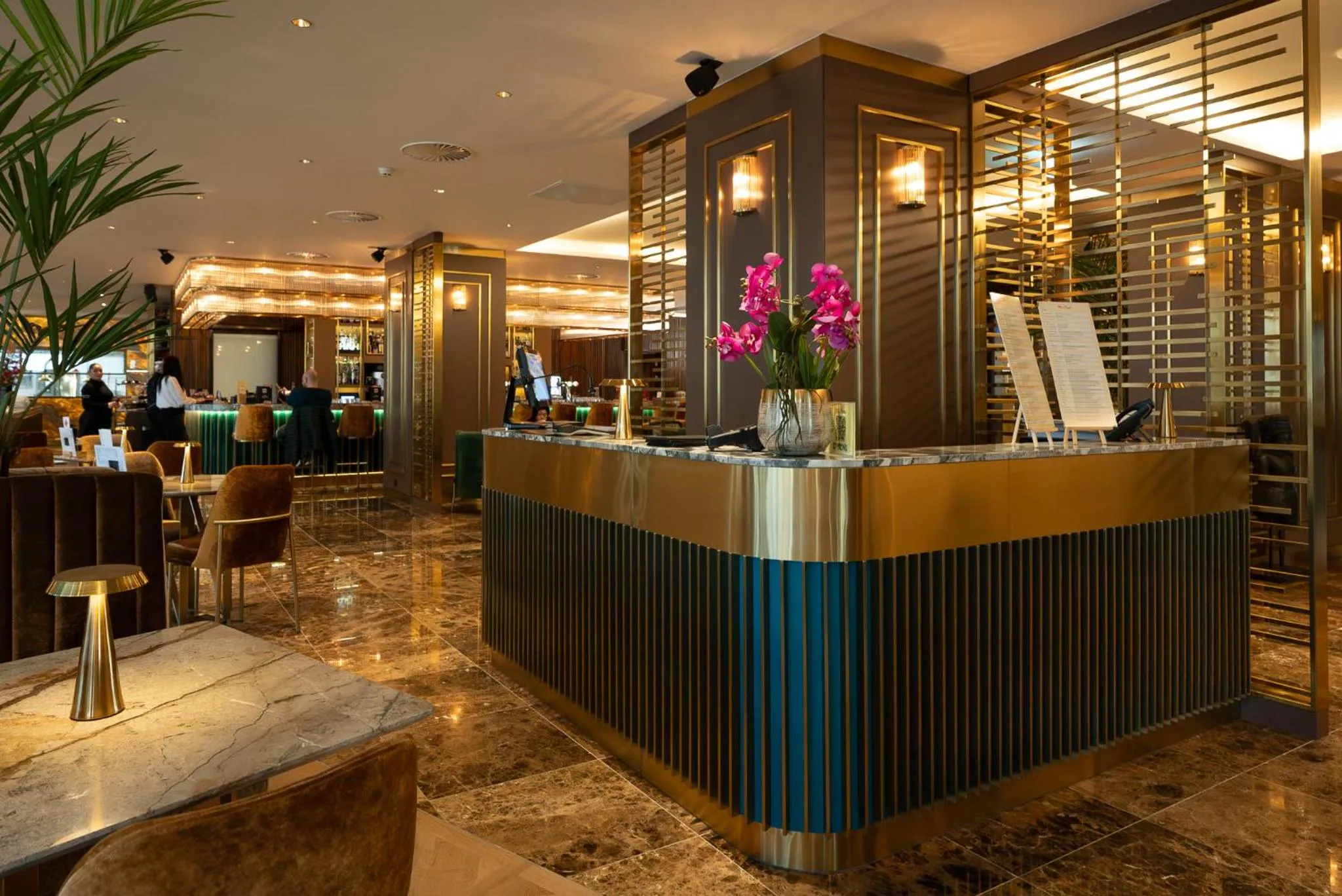 Restaurant/places to eat in ART Hotel Rotterdam-Fully Renovated