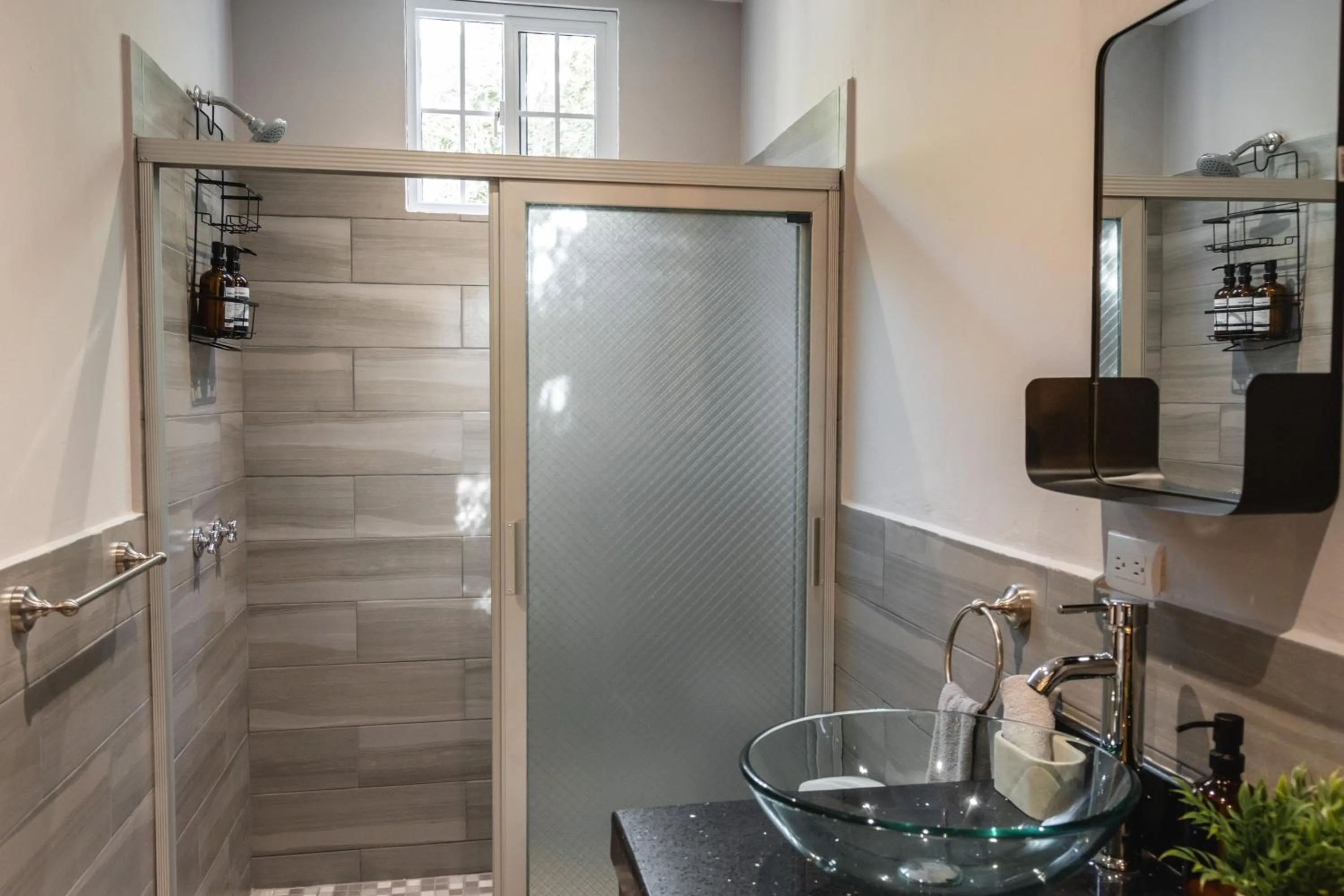 Shower in El Xalli Hotel