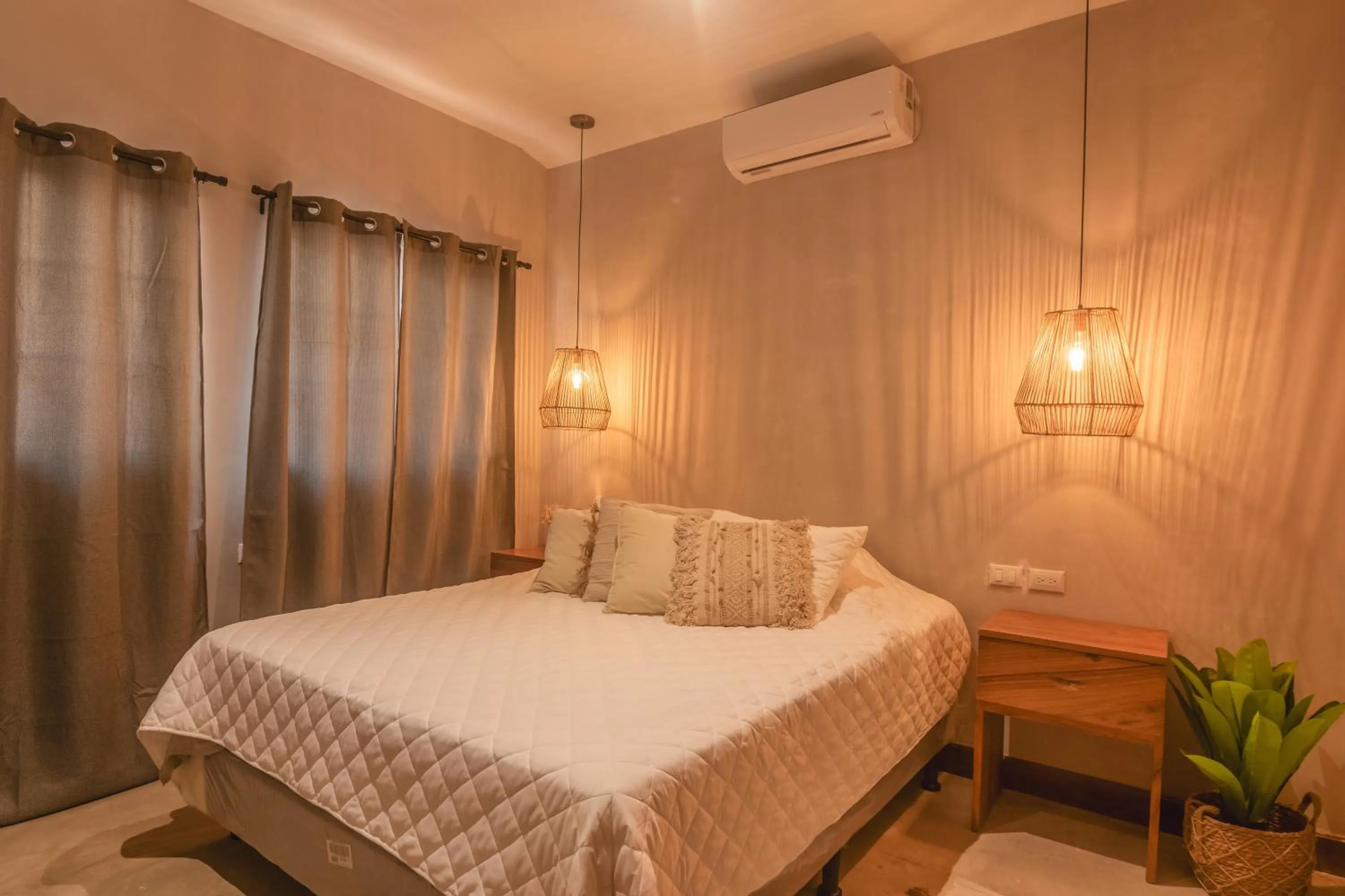 Bedroom, Bed in El Xalli Hotel