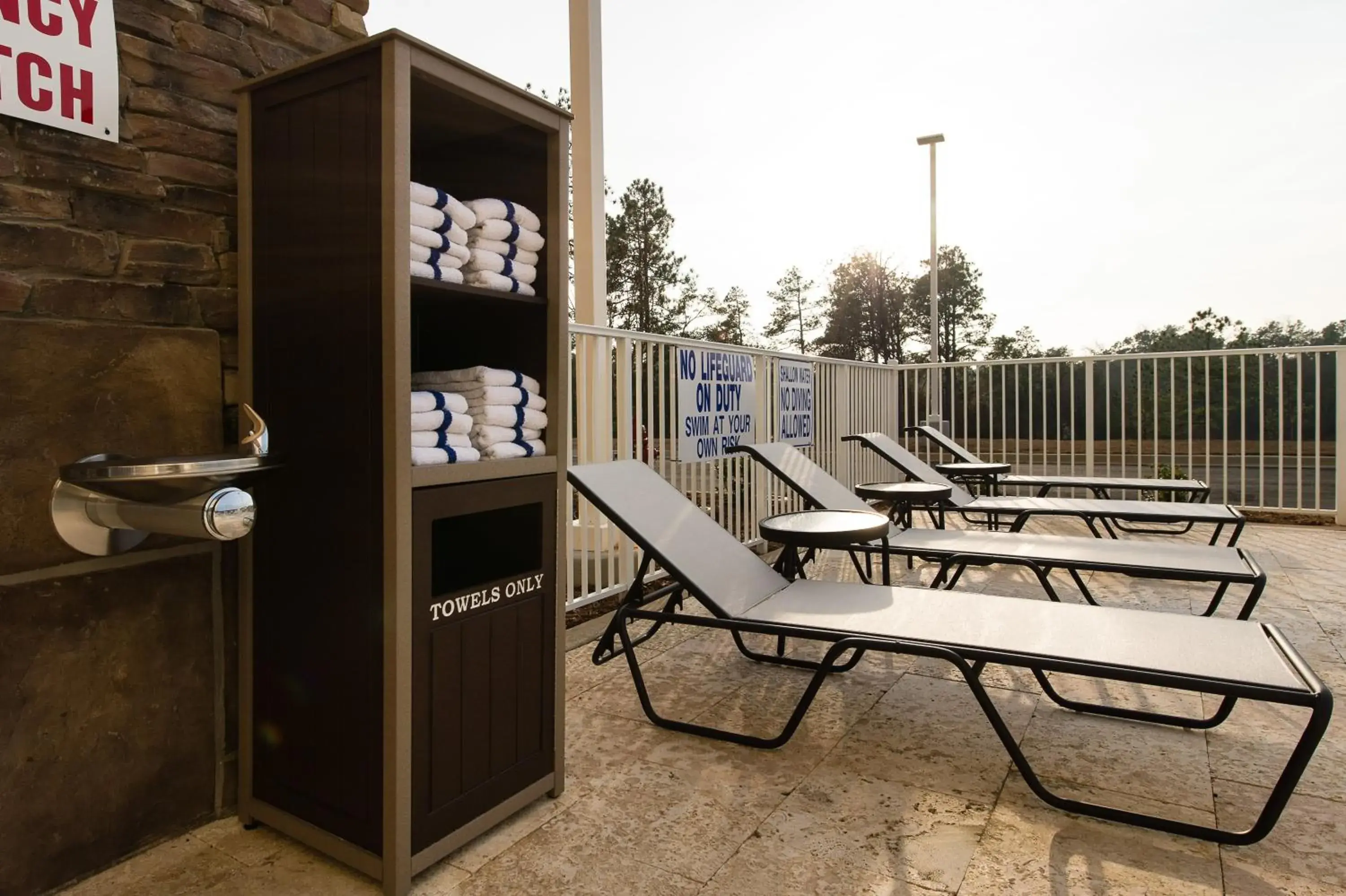 Swimming pool in Holiday Inn Express & Suites Aiken by IHG Swimming pool in Holiday Inn Express & Suites Aiken by IHG