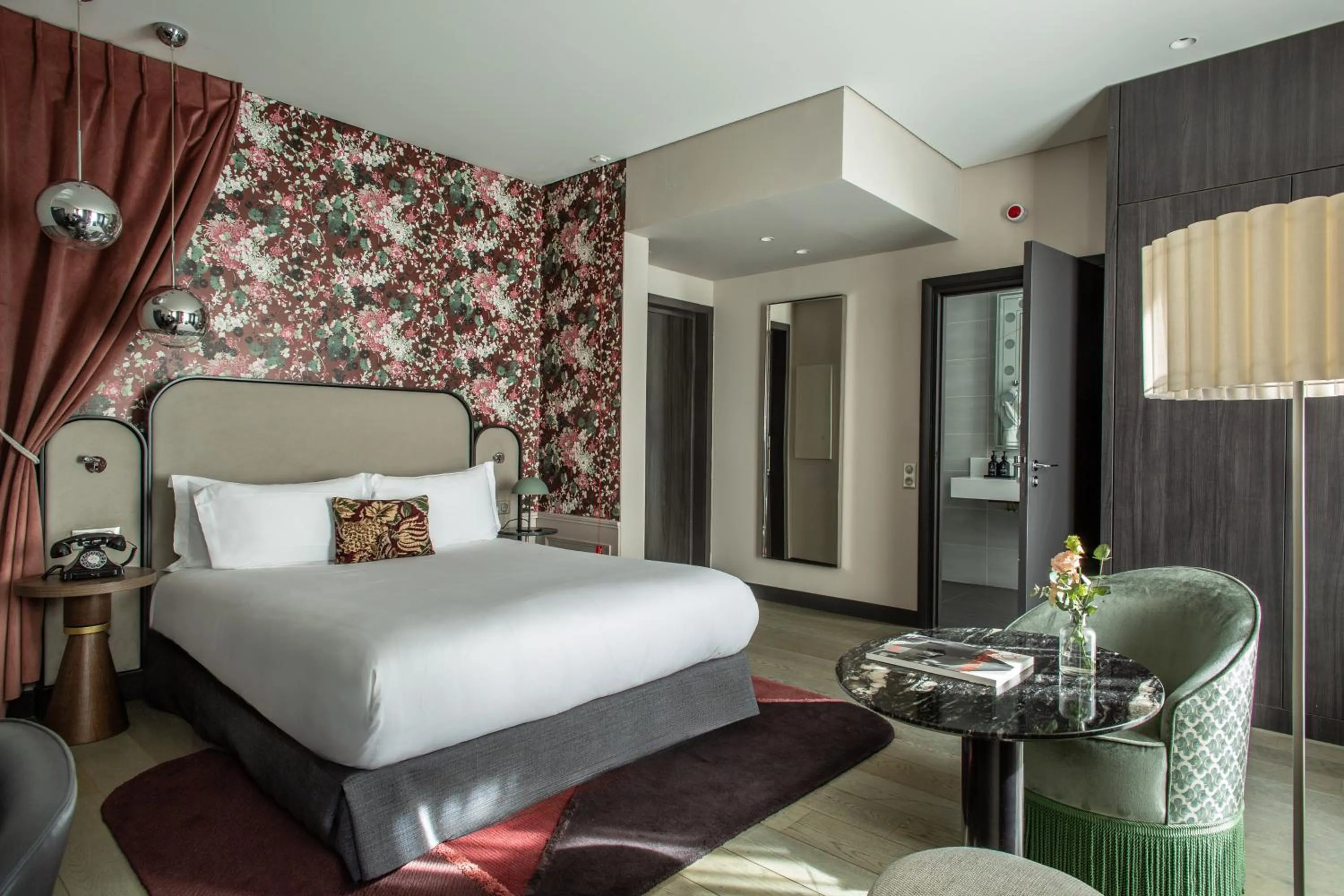 Photo of the whole room, Bed in Hotel Indigo Paris - Opera by IHG