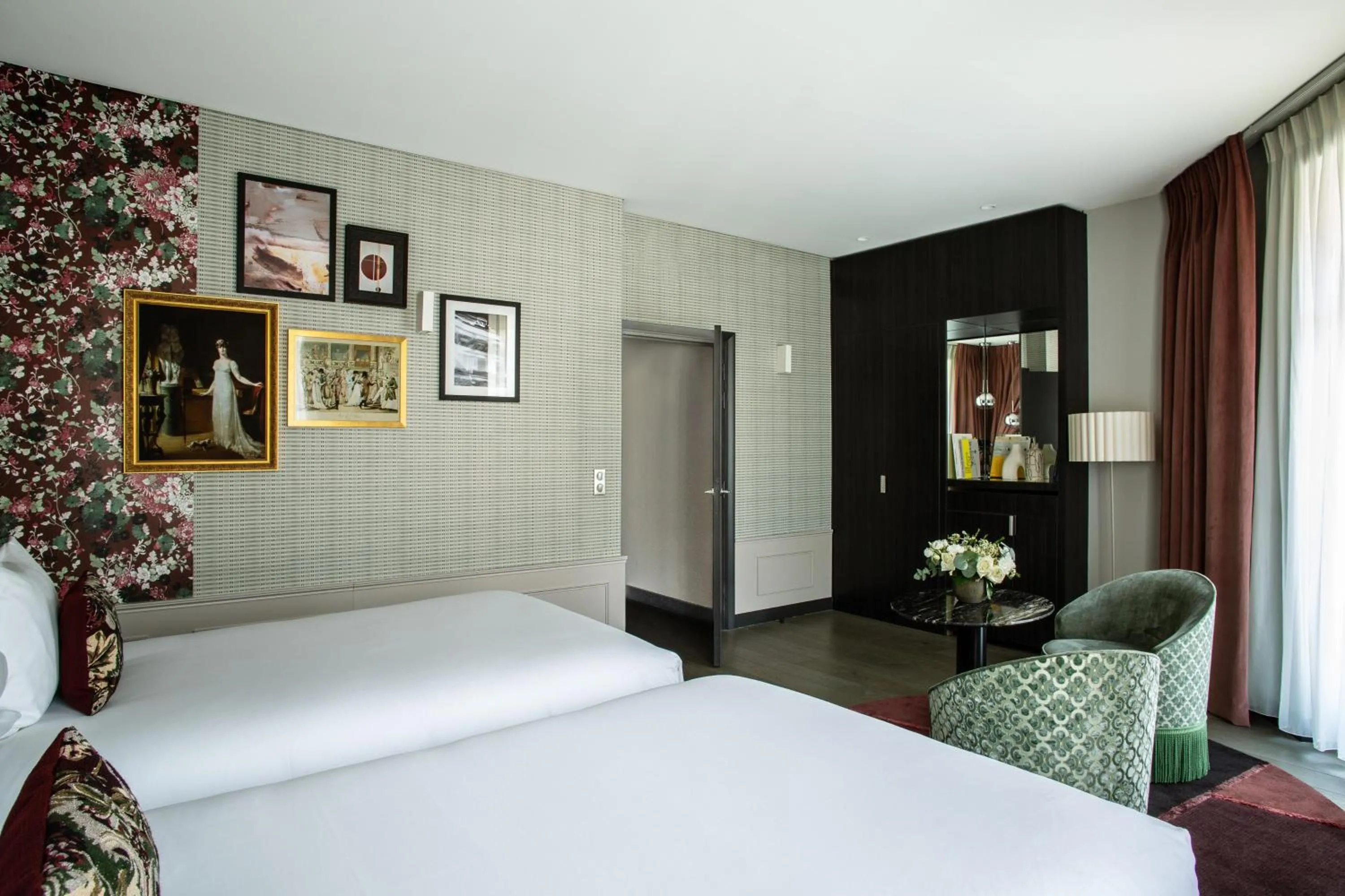 Photo of the whole room, Bed in Hotel Indigo Paris - Opera by IHG