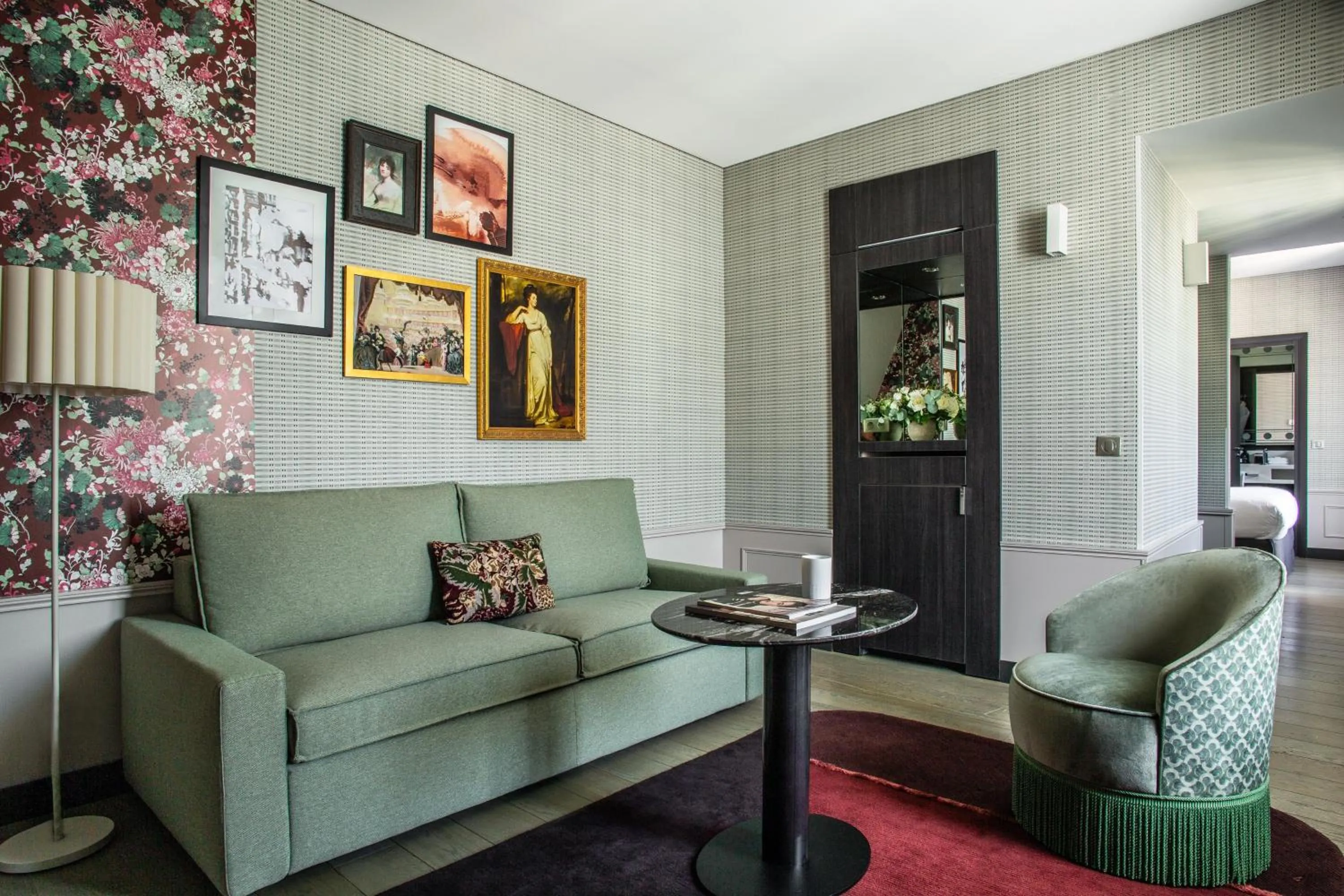 Photo of the whole room in Hotel Indigo Paris - Opera by IHG