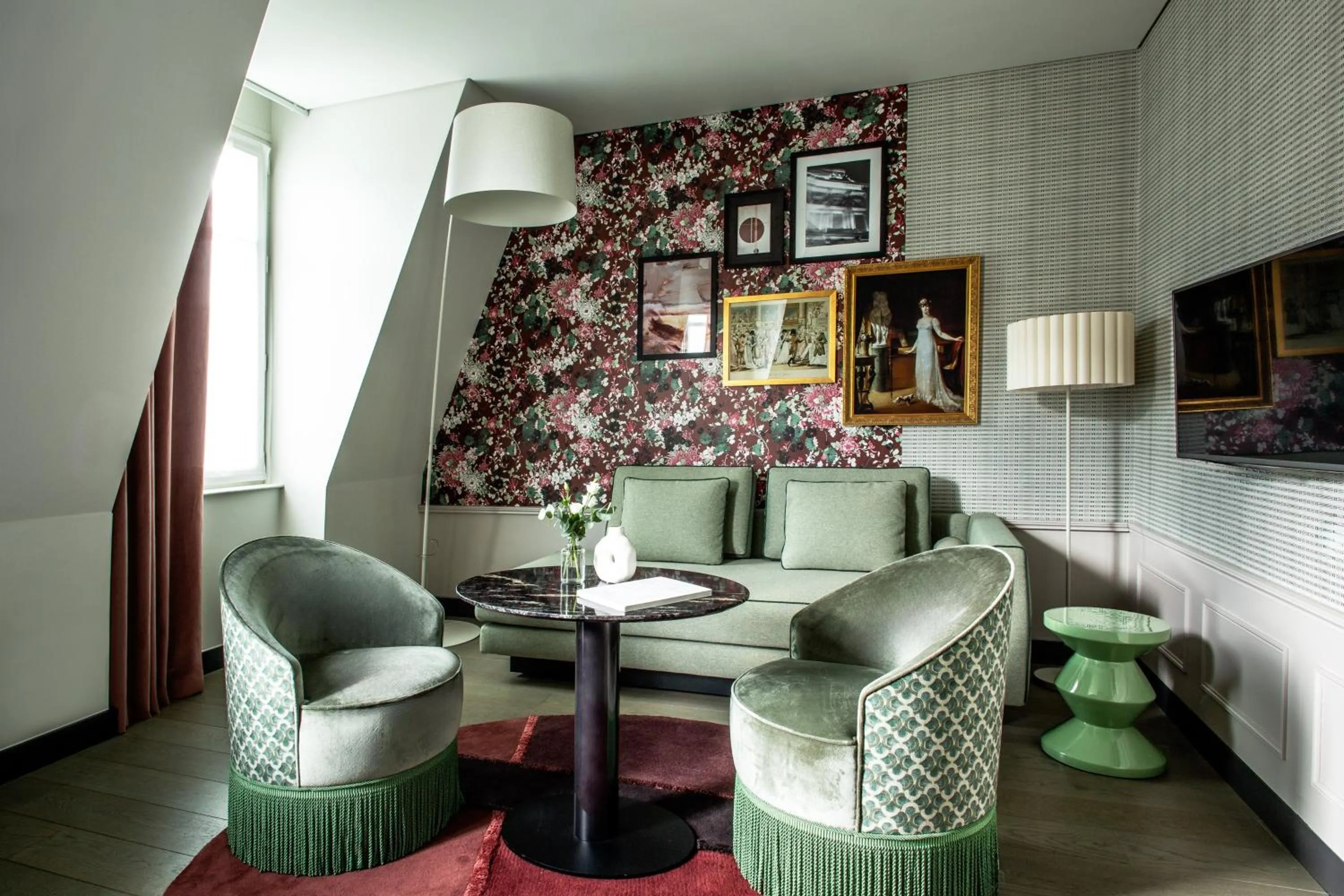 Photo of the whole room in Hotel Indigo Paris - Opera by IHG