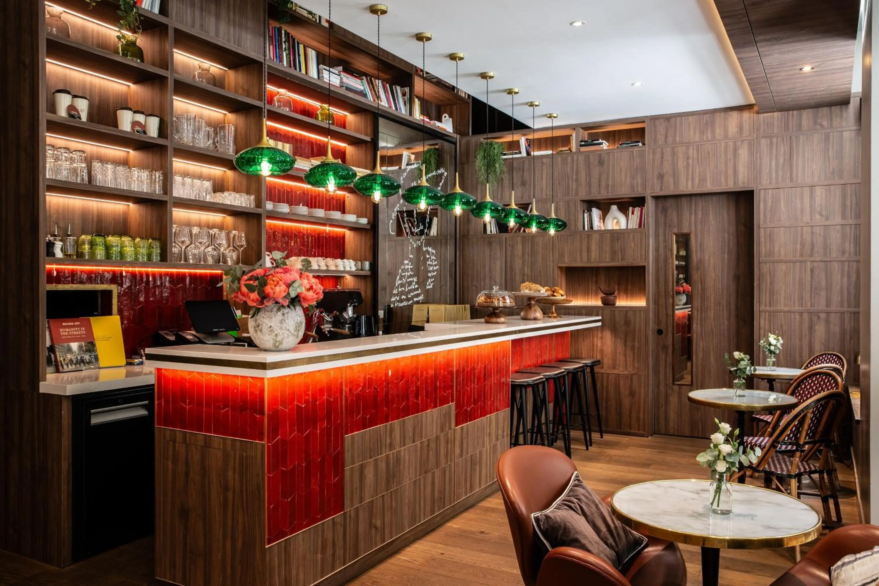 Restaurant/places to eat in Hotel Indigo Paris - Opera by IHG