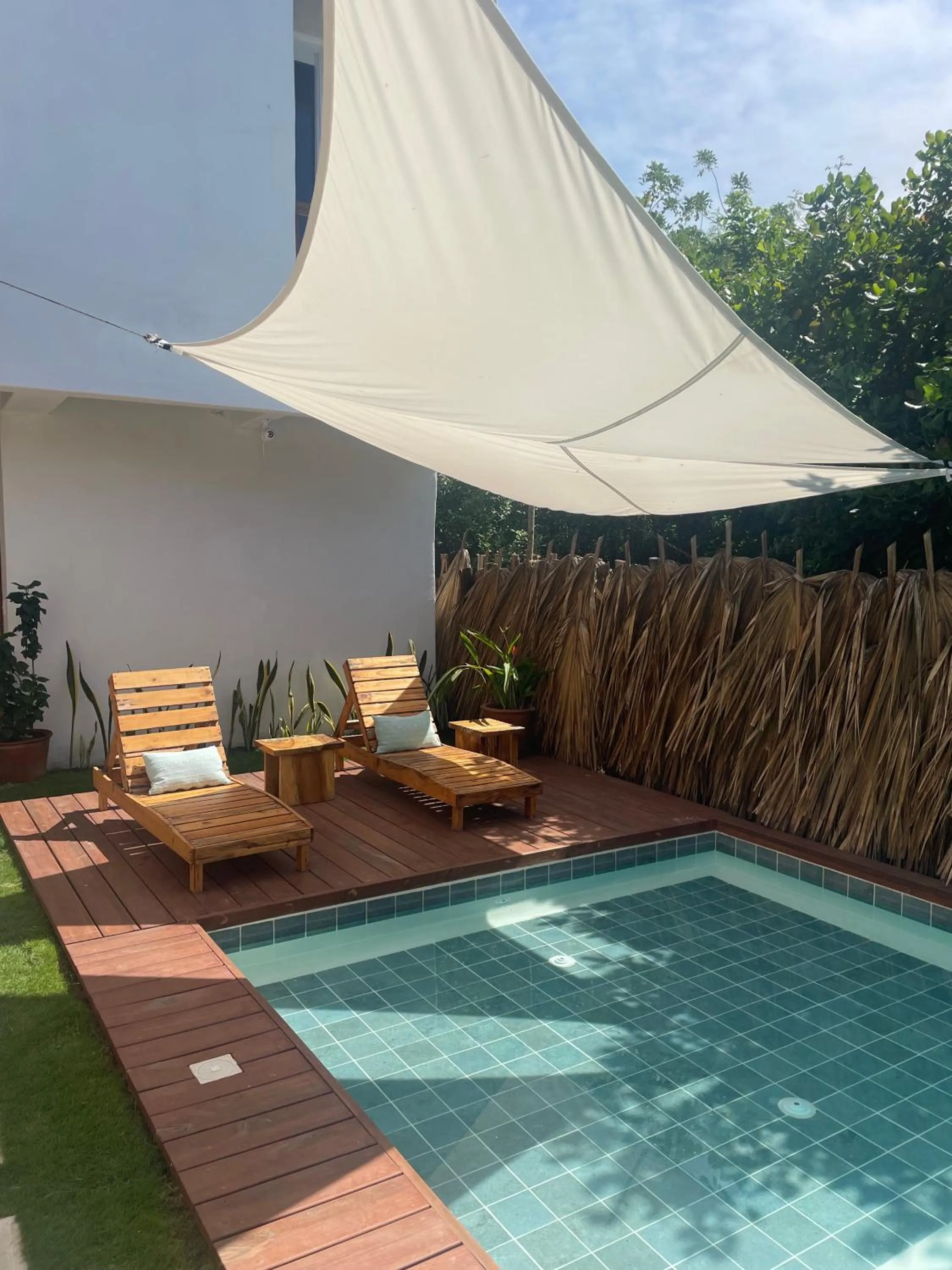 Swimming pool in Wander Boutique Hotel