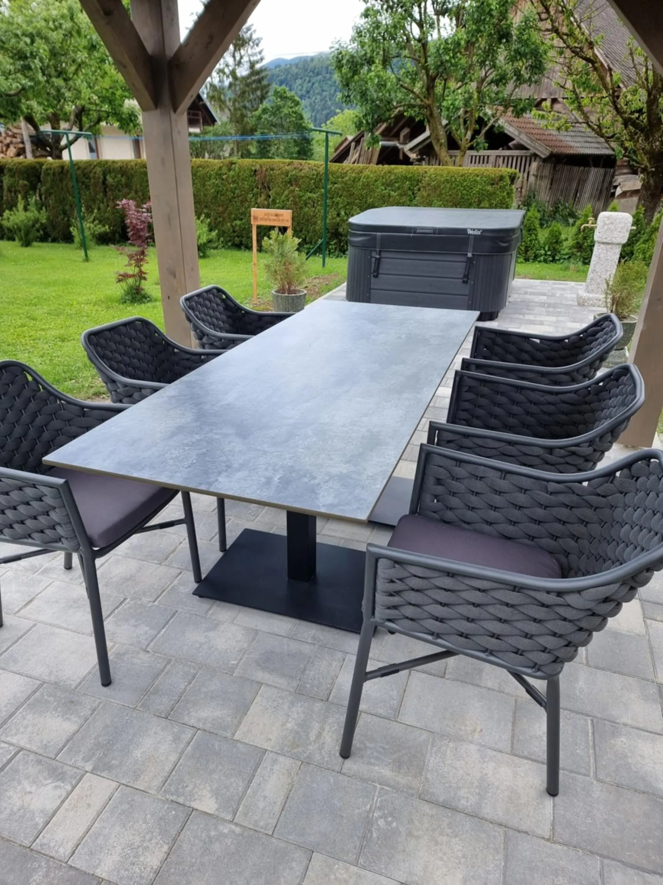 Patio in Apartments Boldin