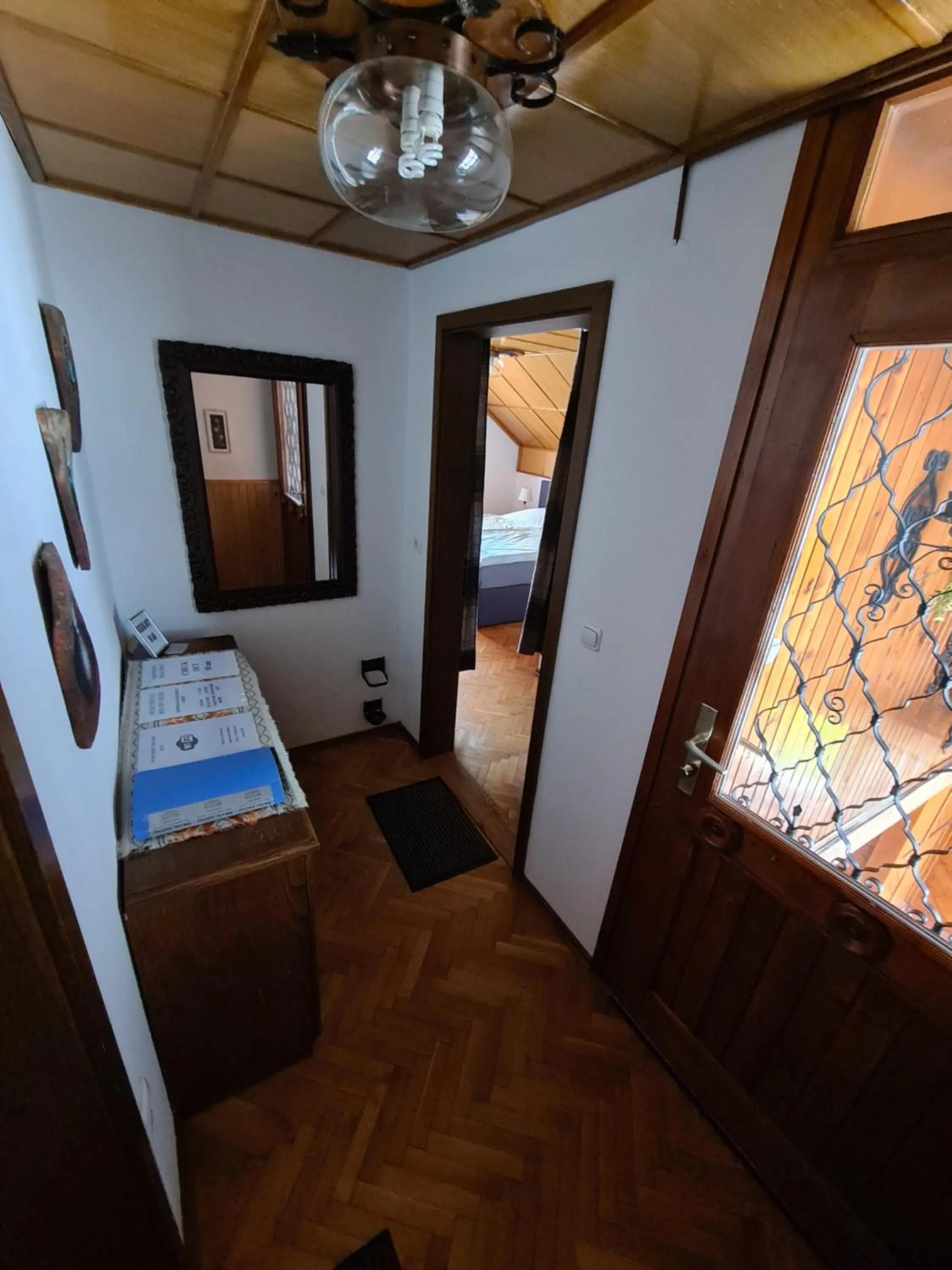 Property building, Bed in Apartments Boldin