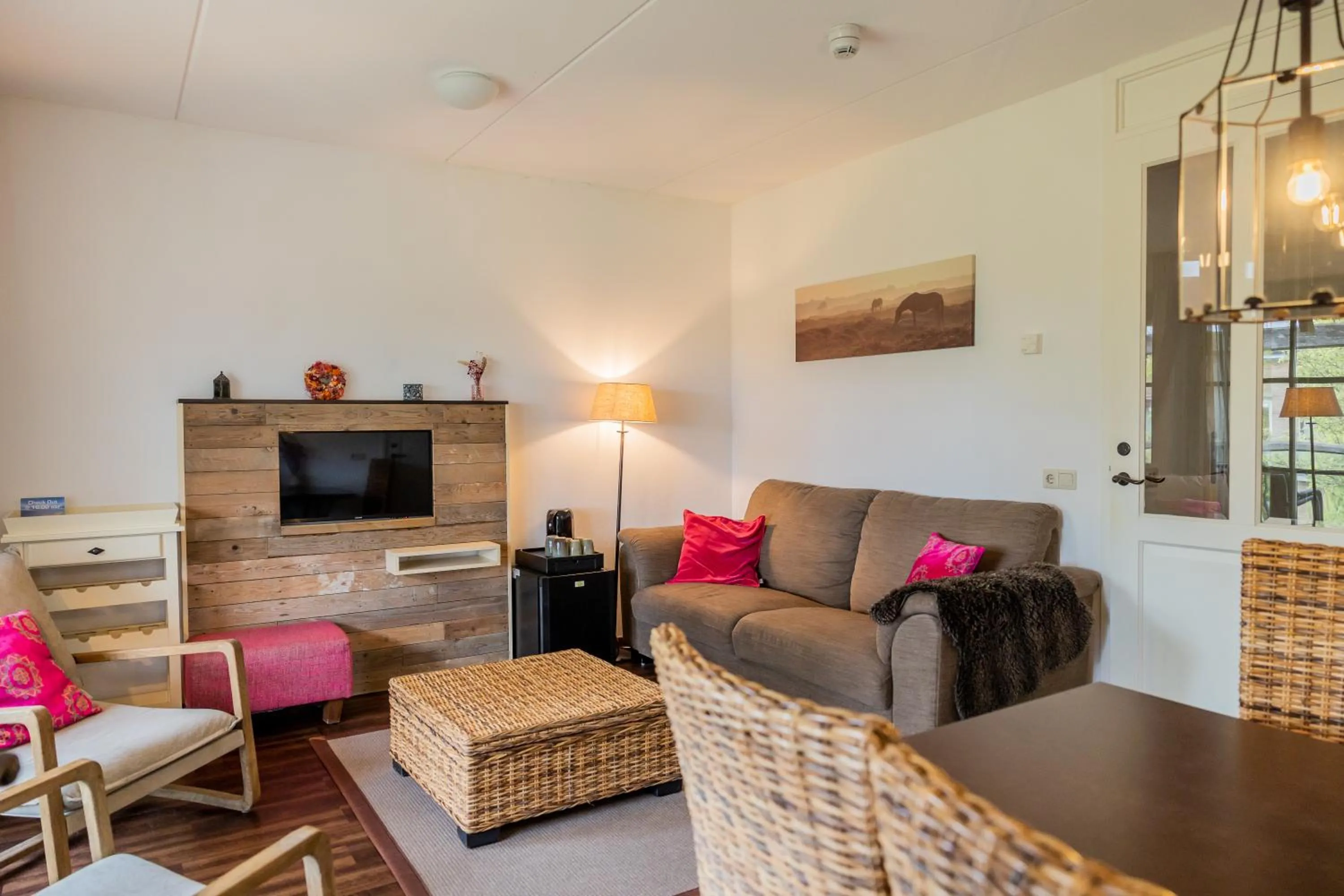 Living room in Hotel De Walvisvaarder