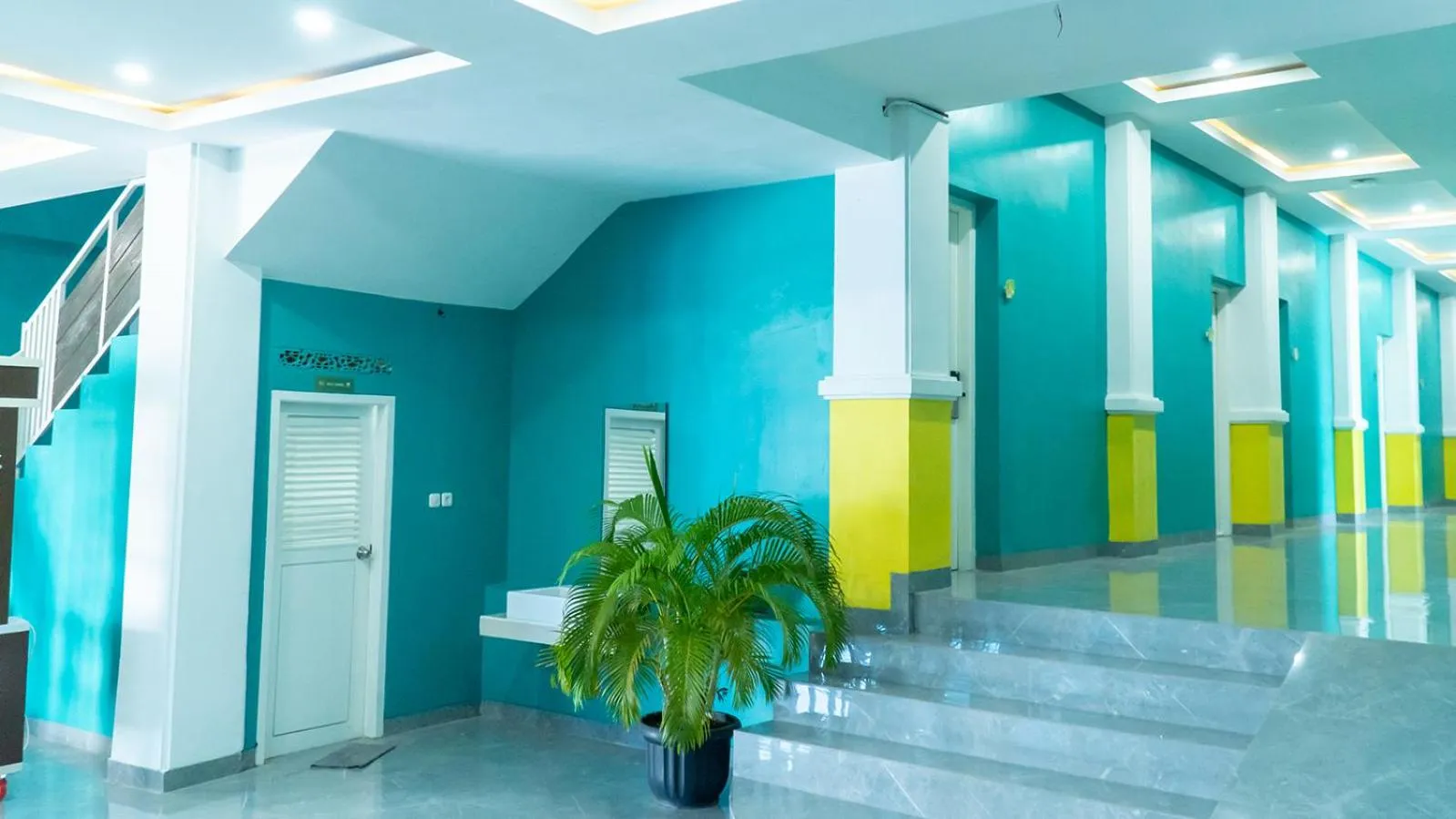 Elephant Inn and Suite by Sajiwa