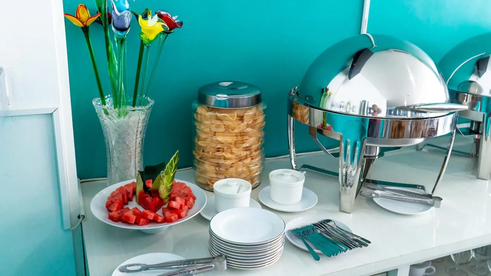 Restaurant/places to eat in Elephant Inn and Suite by Sajiwa