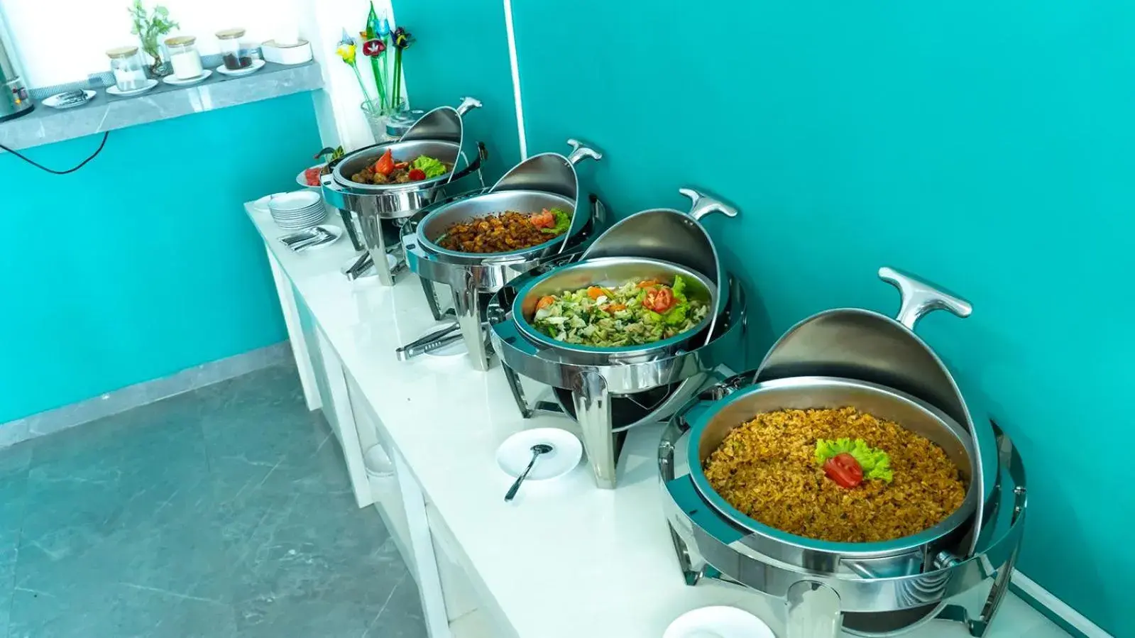 Restaurant/places to eat in Elephant Inn and Suite by Sajiwa Restaurant/places to eat in Elephant Inn and Suite by Sajiwa