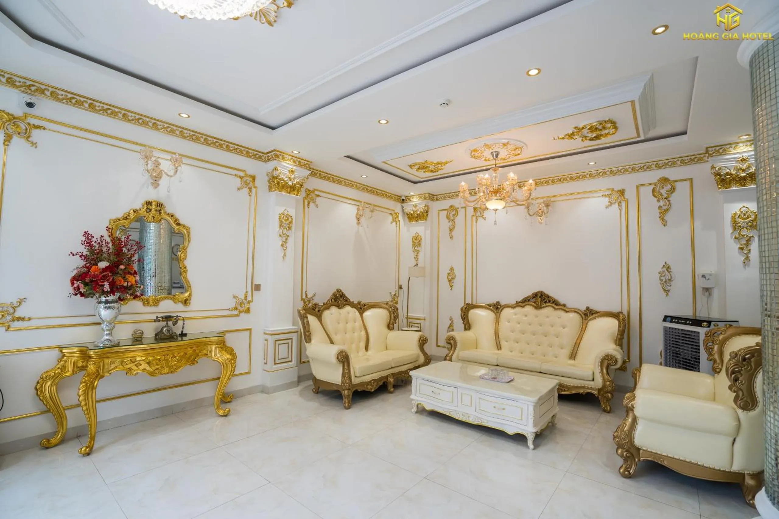 Lobby or reception in Hoàng Gia Hotel Tuy Hoà