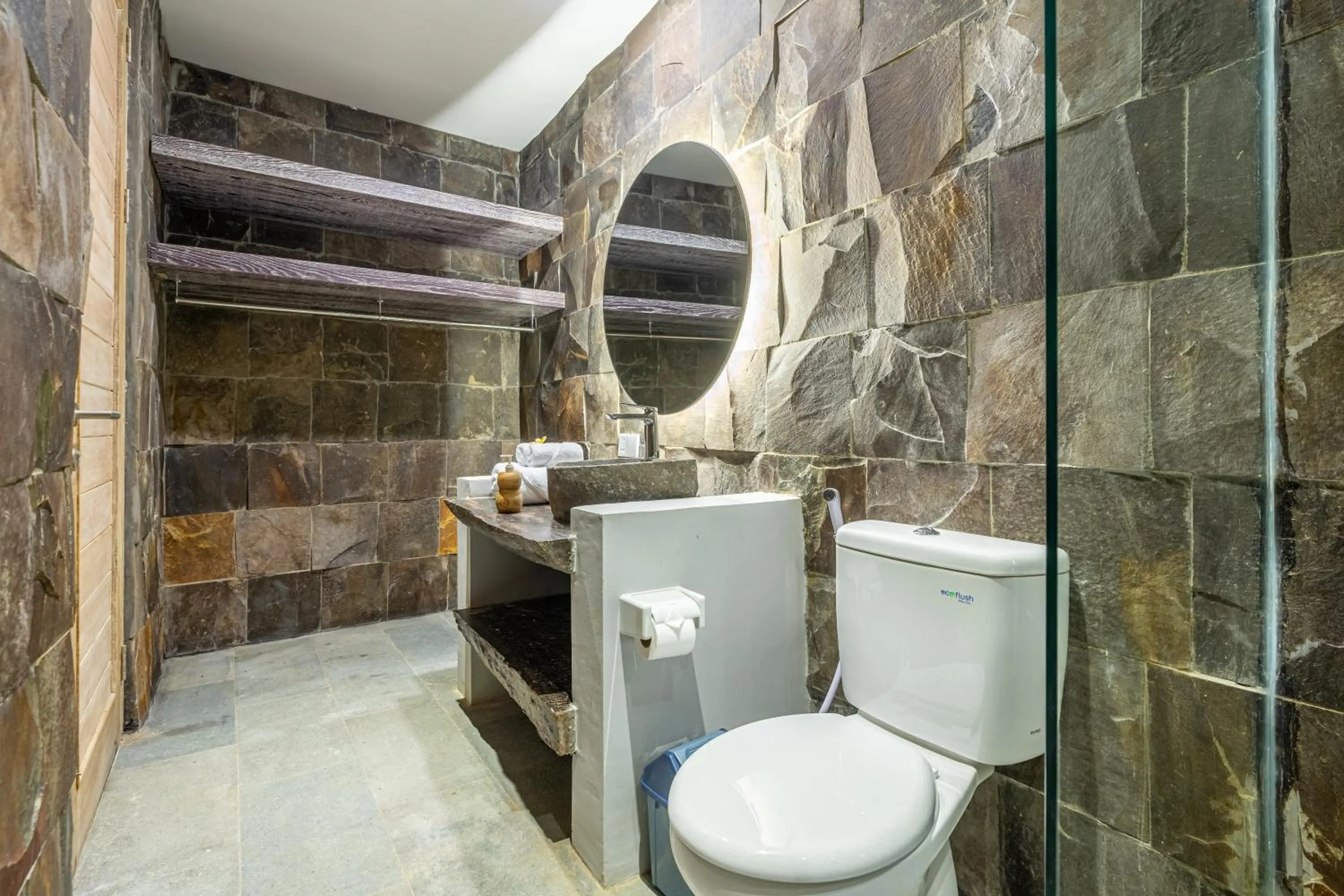 Toilet in Brand new Luxury 3BR villa Ethnic Ubud #3