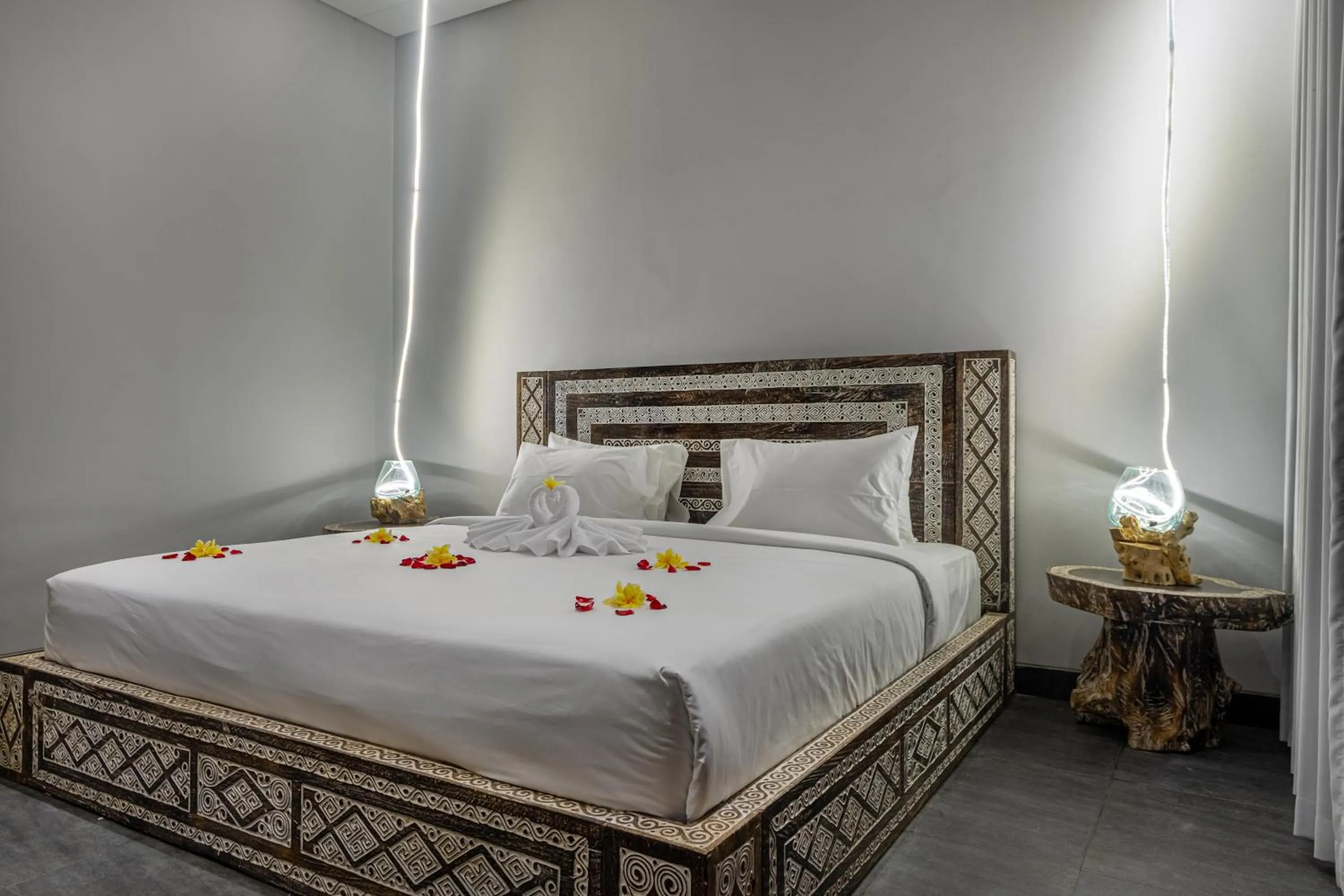 Bed in Brand new Luxury 3BR villa Ethnic Ubud #3