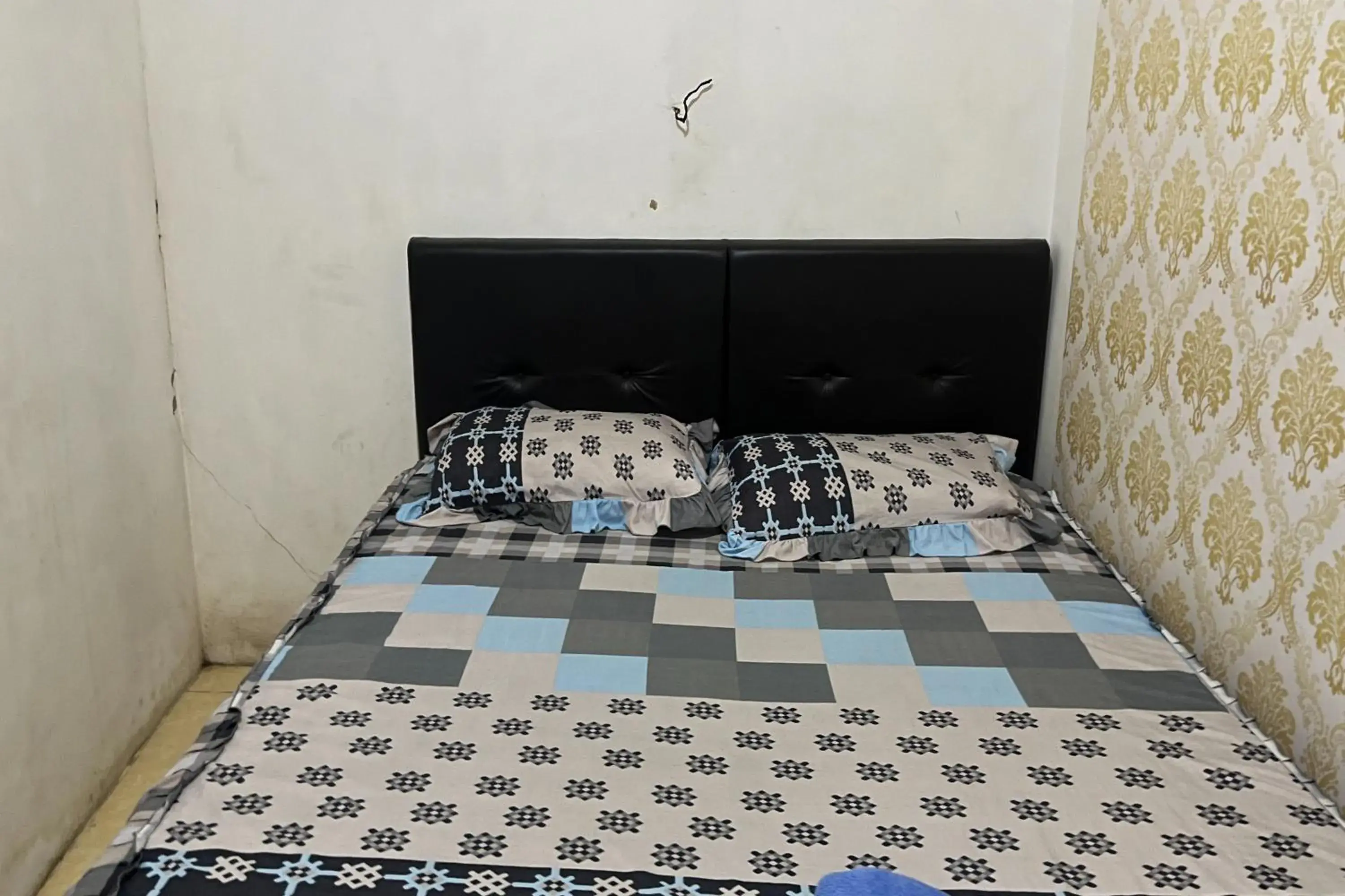 Bedroom, Bed in Hotel O Wisma Alam Syariah Near PLN GARDU INDUK MAMUJU Bedroom, Bed in Hotel O Wisma Alam Syariah Near PLN GARDU INDUK MAMUJU