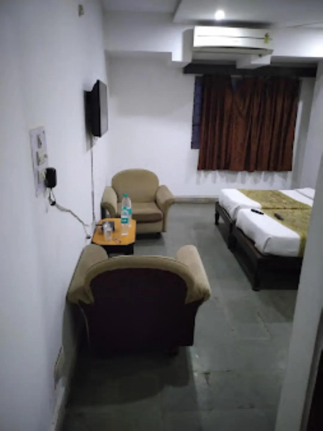 Bed in Hotel Pathik Bhopal , Madhya Pradesh