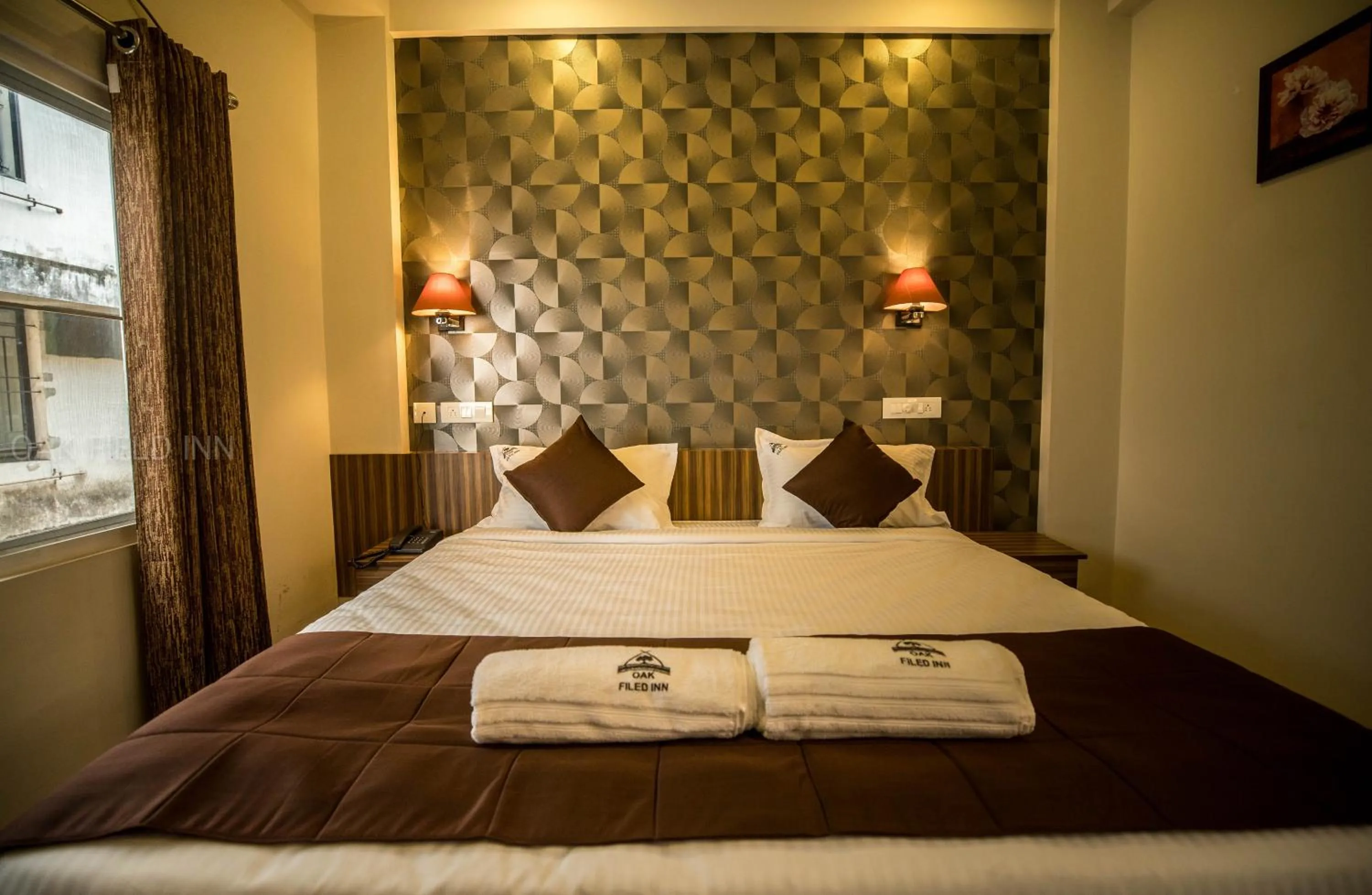 Photo of the whole room, Bed in Oak Field Inn