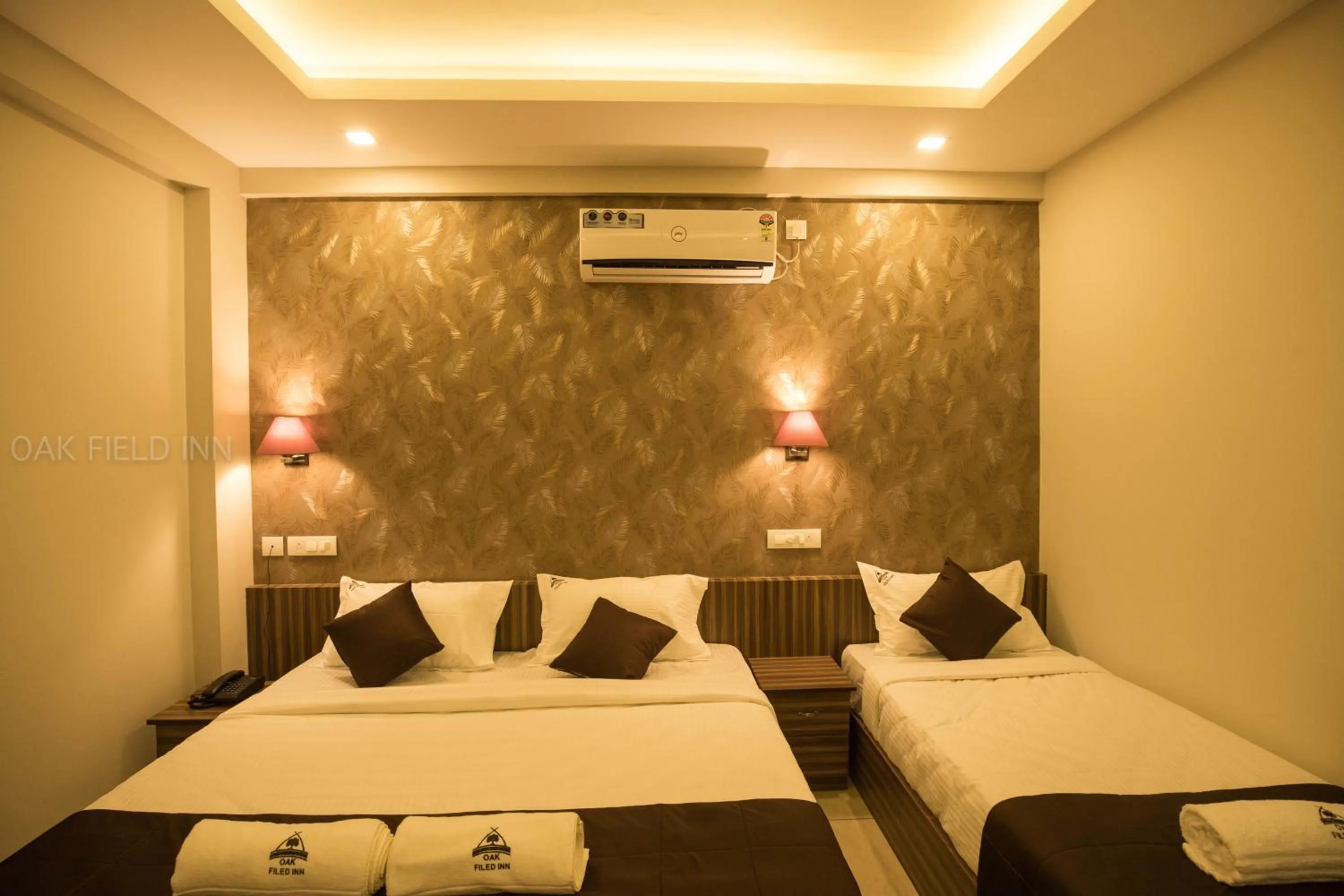 Bed in Oak Field Inn