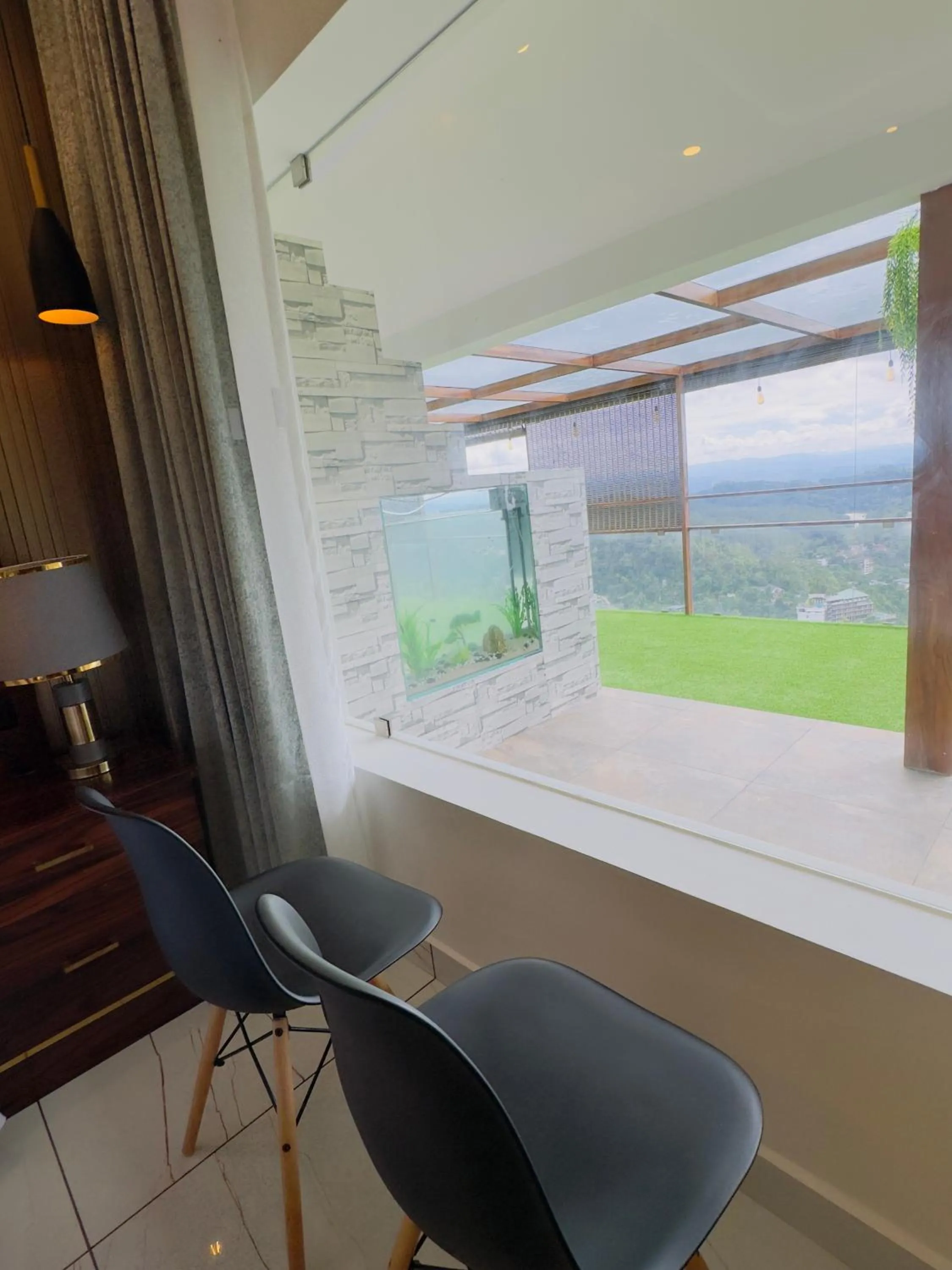 Seating area in Misty Wonders