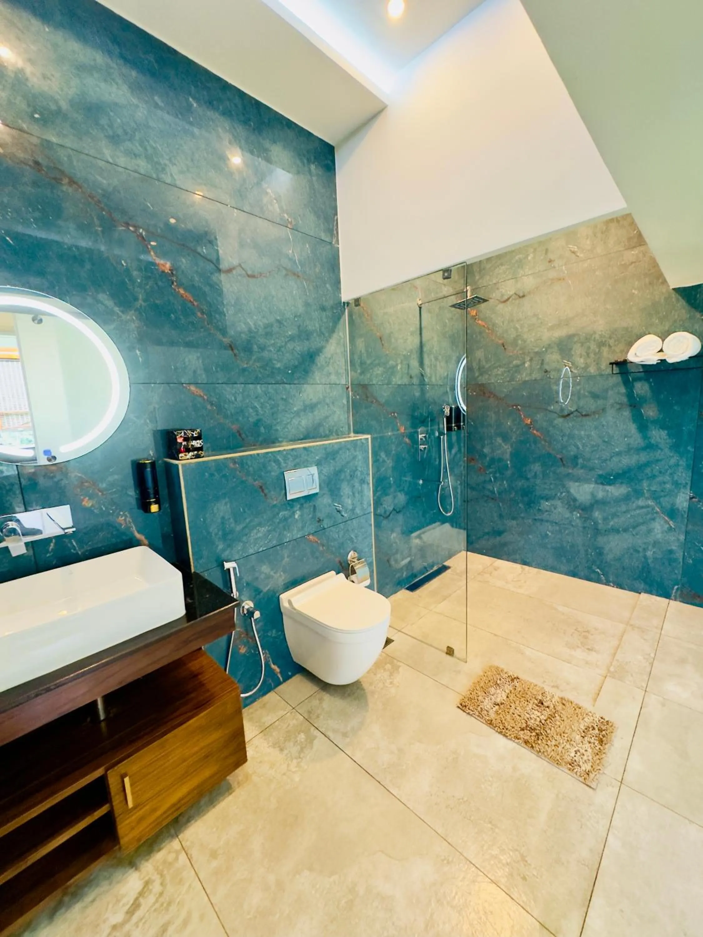 Bathroom in Misty Wonders