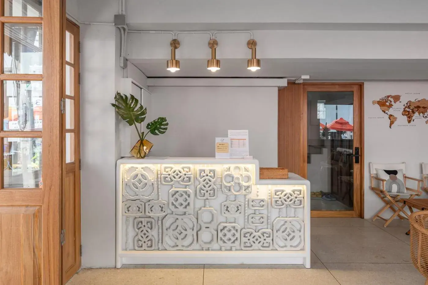 Living room in Unplugged at Bangrak Design Hostel Living room in Unplugged at Bangrak Design Hostel