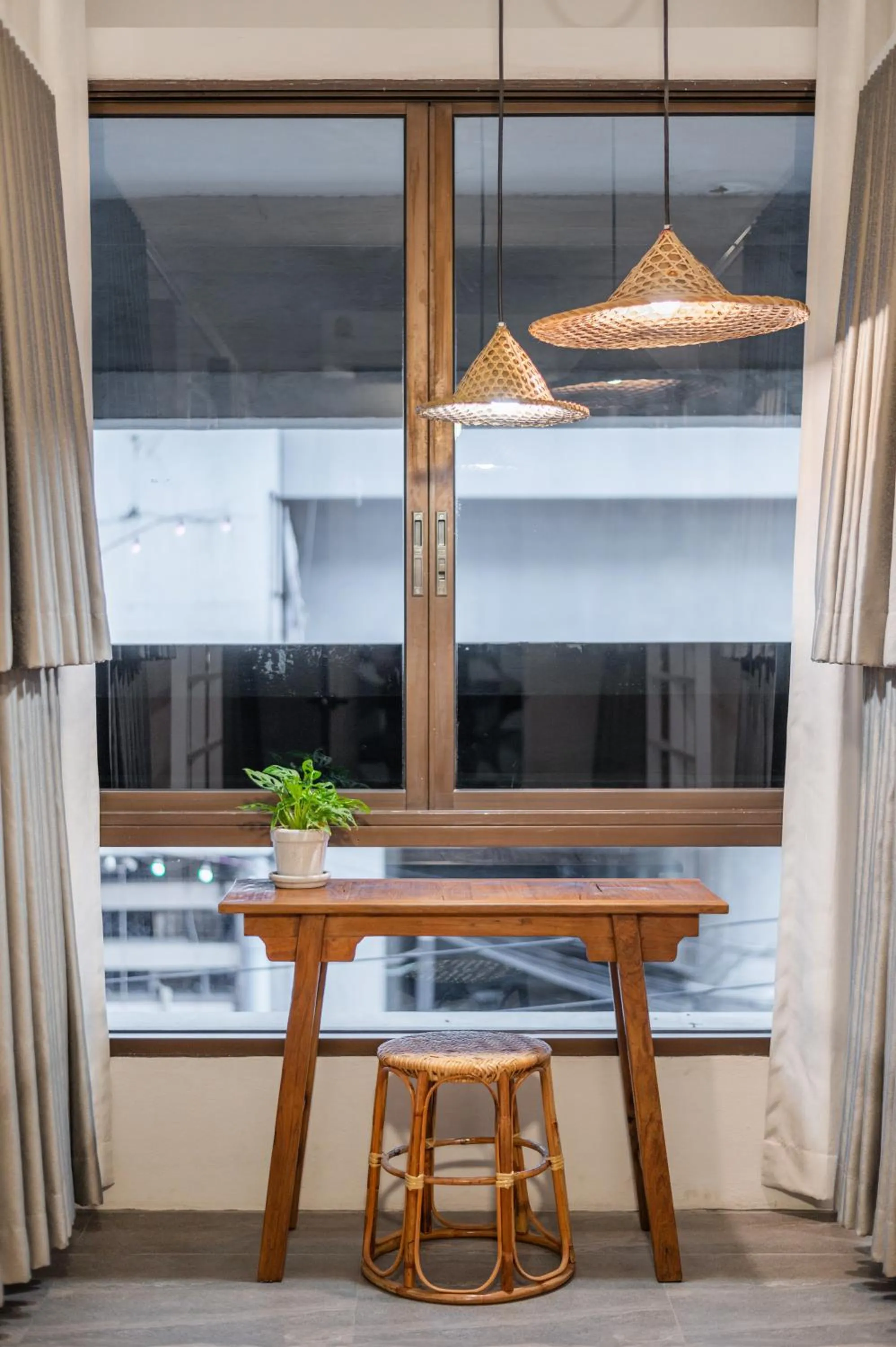 Seating area in Unplugged at Bangrak Design Hostel