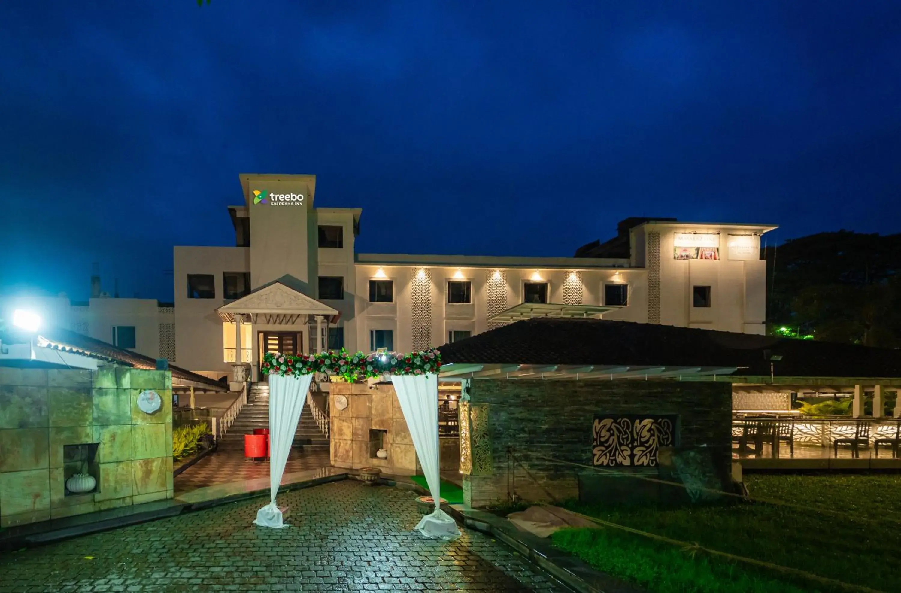 Property building in Treebo Sai Rekha Inn Property building in Treebo Sai Rekha Inn