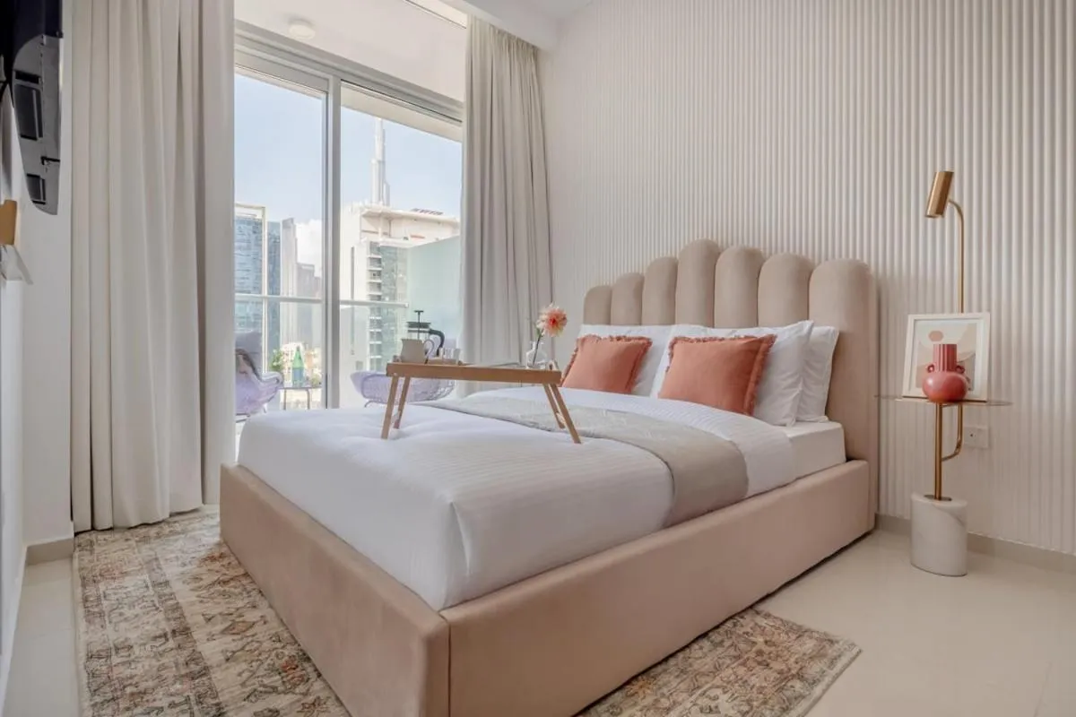 Bed in Frank Porter - Vera Residence