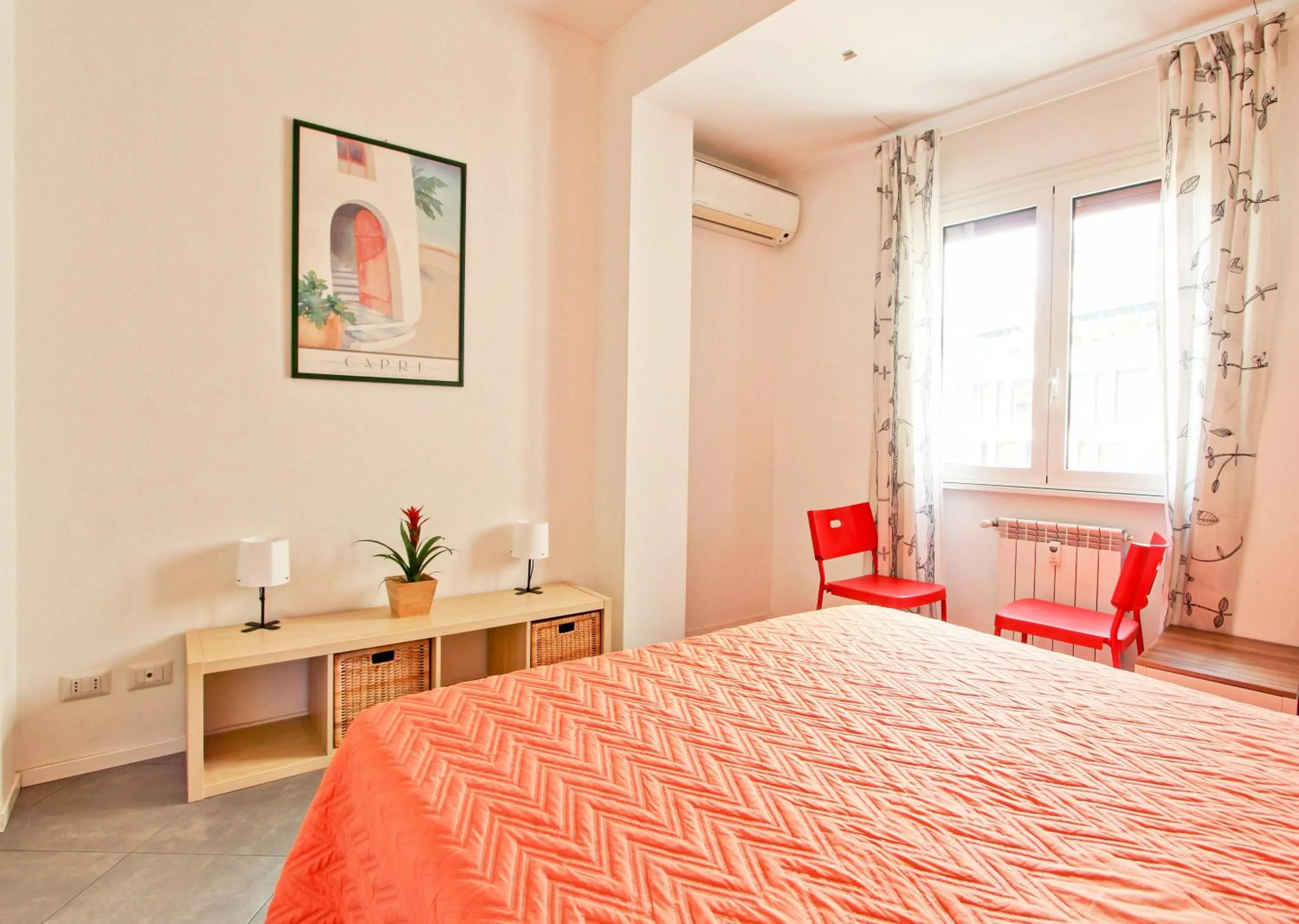 Bedroom, Bed in [Roma centro Storico * * * * *]- Via Torino Suite