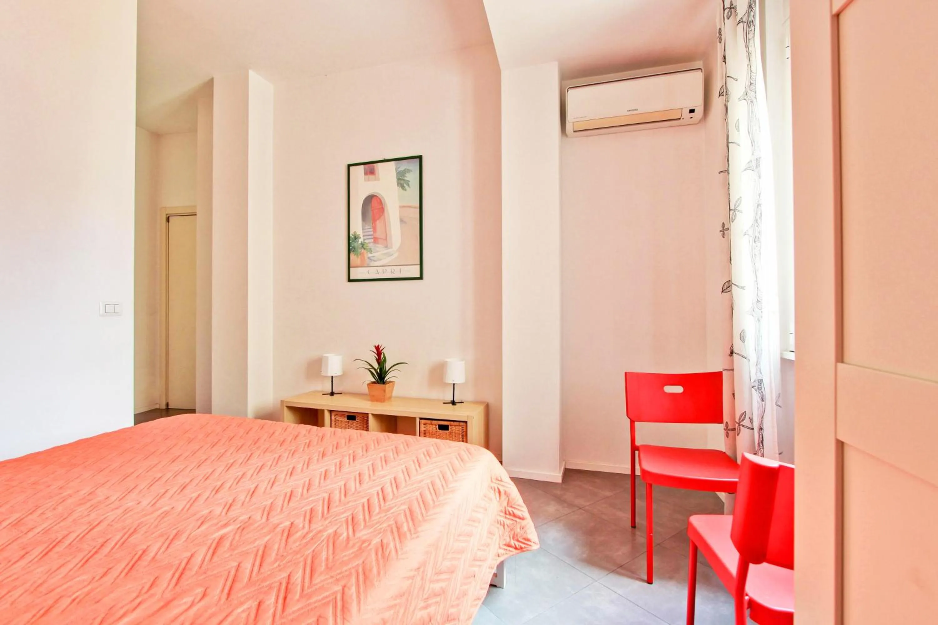 Bedroom, Bed in [Roma centro Storico * * * * *]- Via Torino Suite