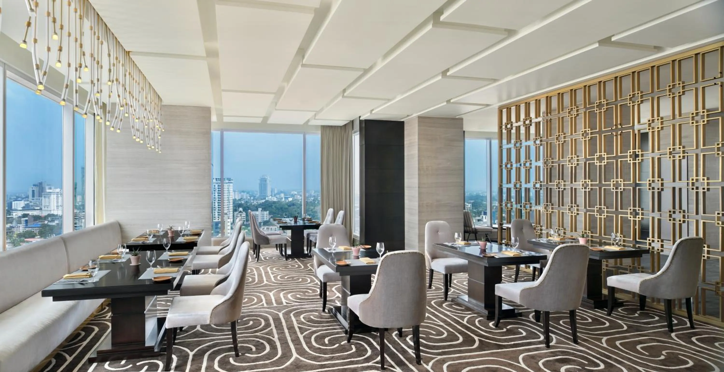 Restaurant/places to eat in Sheraton Colombo Hotel