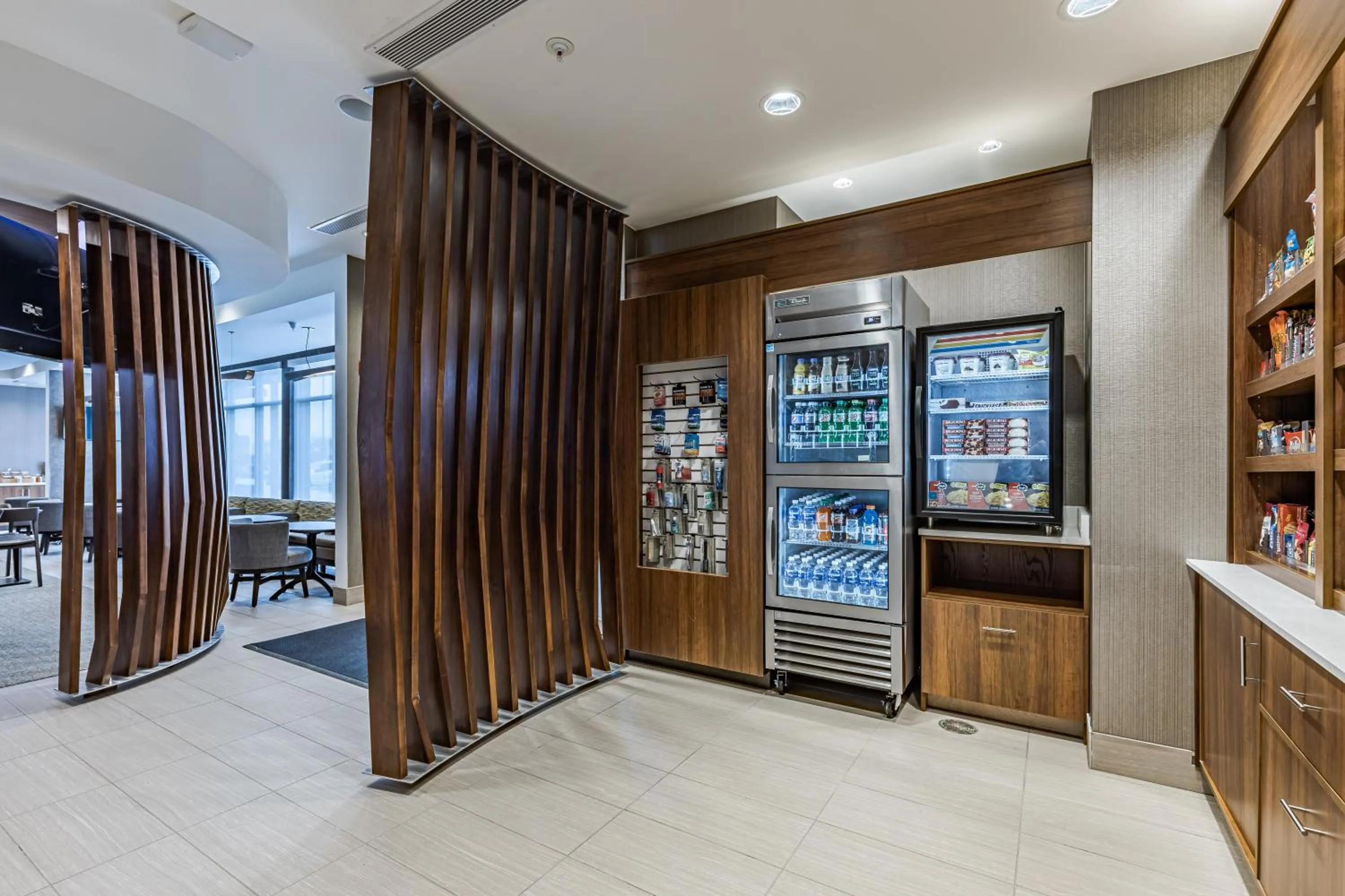On-site shops in SpringHill Suites by Marriott Fort Wayne Southwest