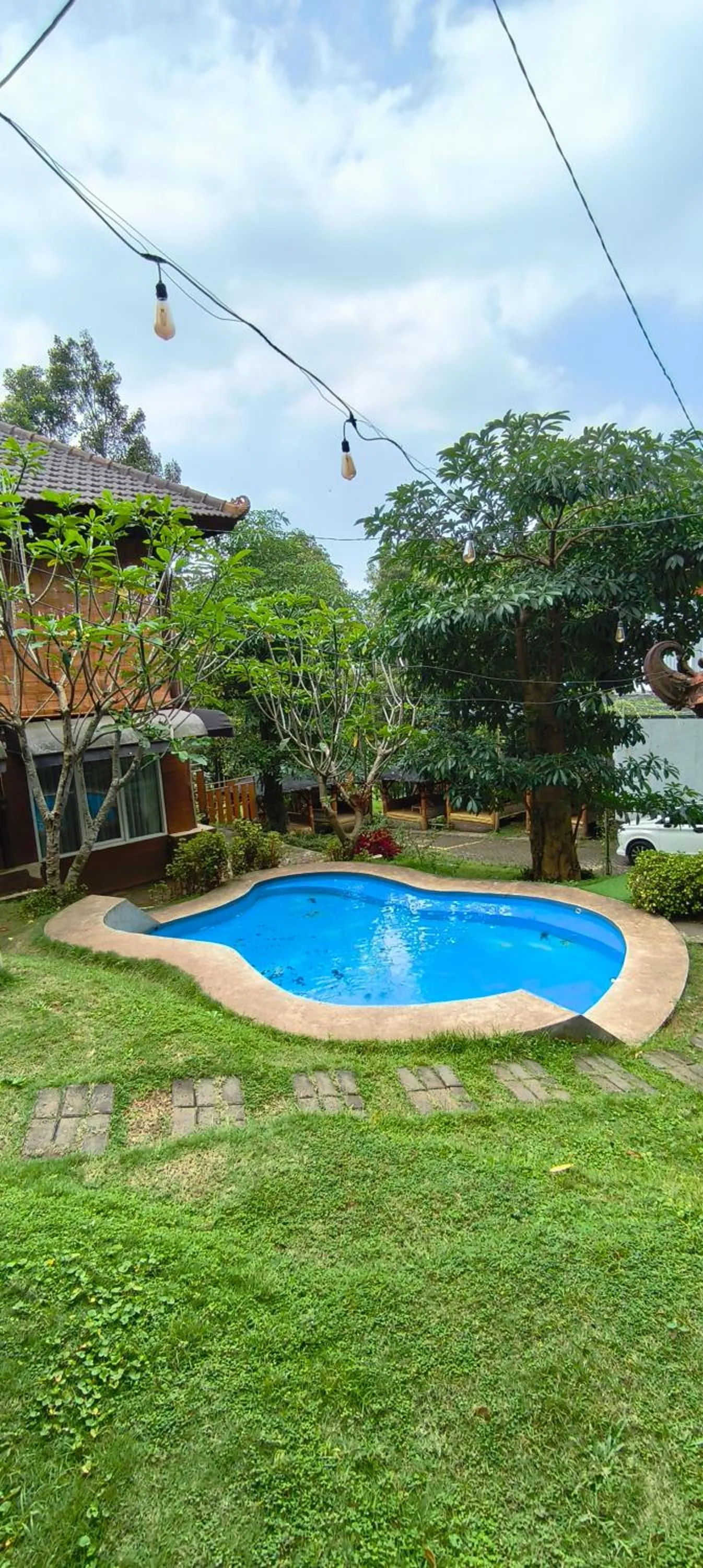 NK Villa Syariah And Cafe Prigen