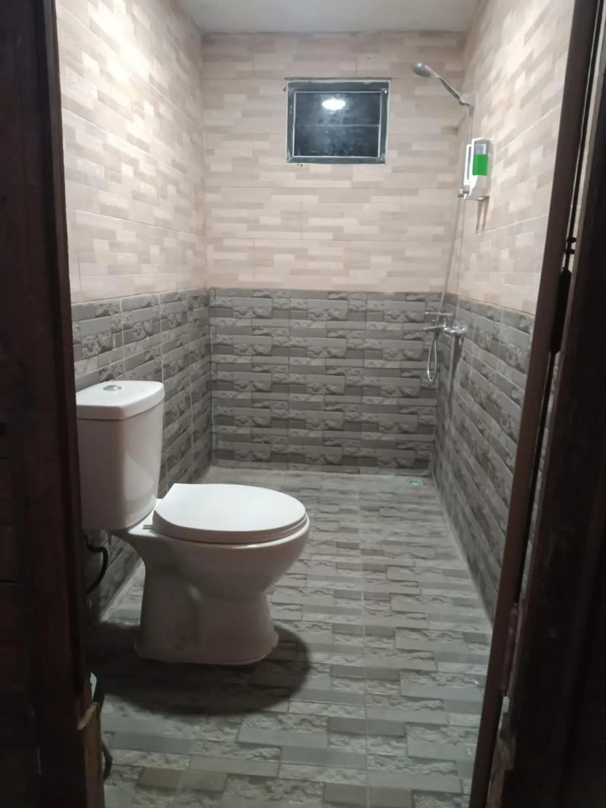 Shower in NK Villa Syariah And Cafe Prigen