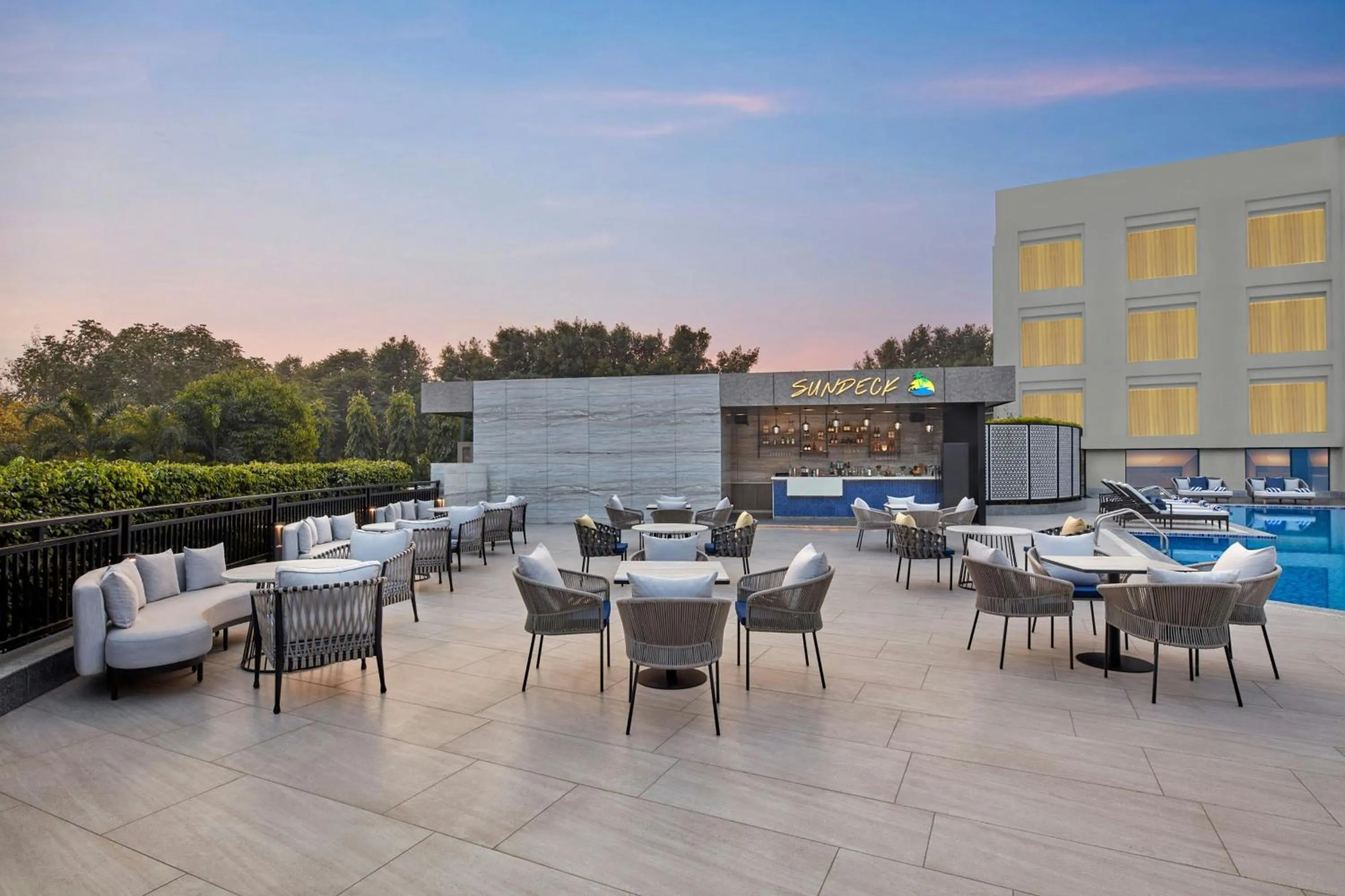 Swimming pool in Courtyard by Marriott Gorakhpur