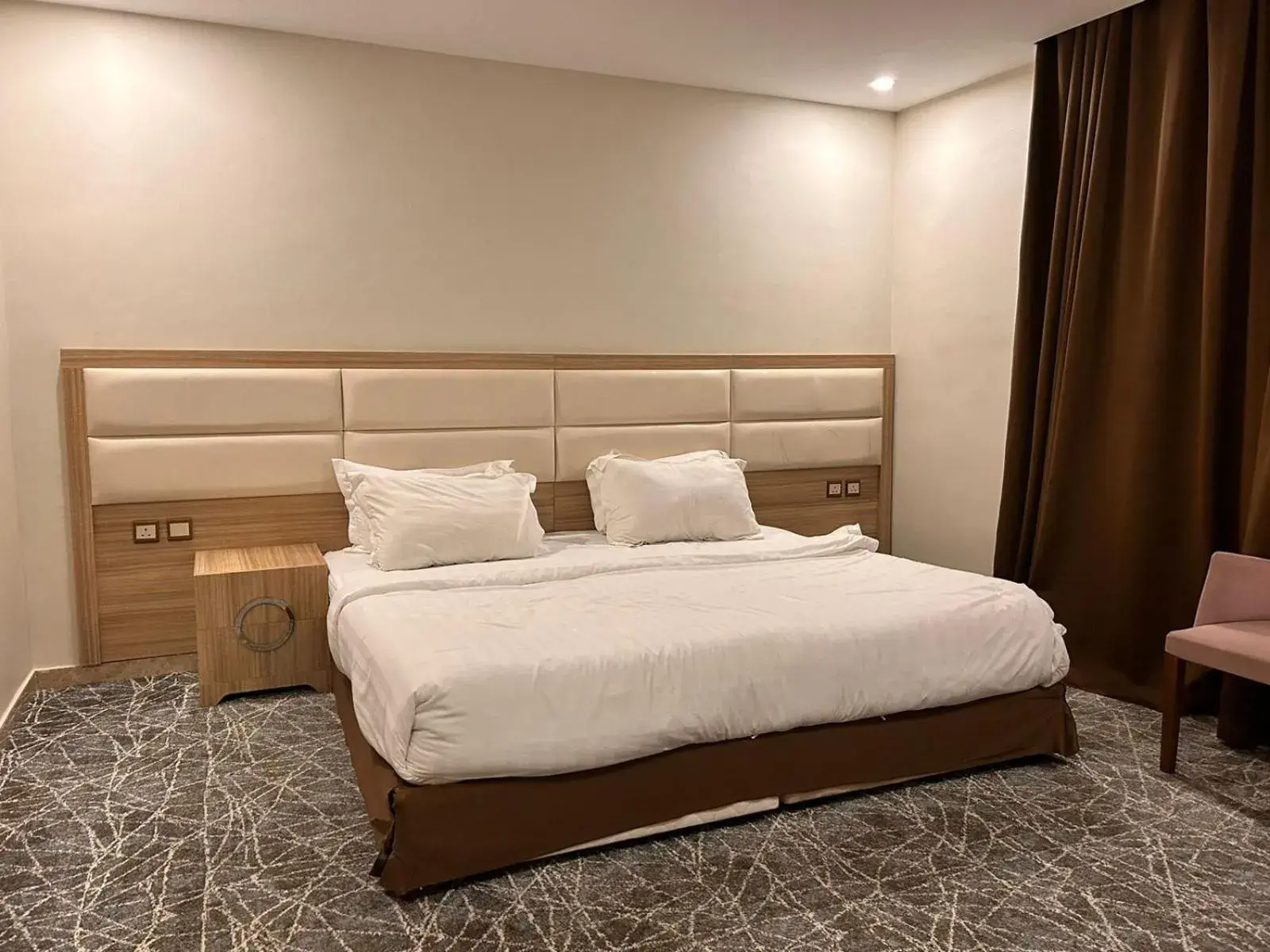 Three-Bedroom Suite in Al Madinah ANASAT Hotel Three-Bedroom Suite in Al Madinah ANASAT Hotel