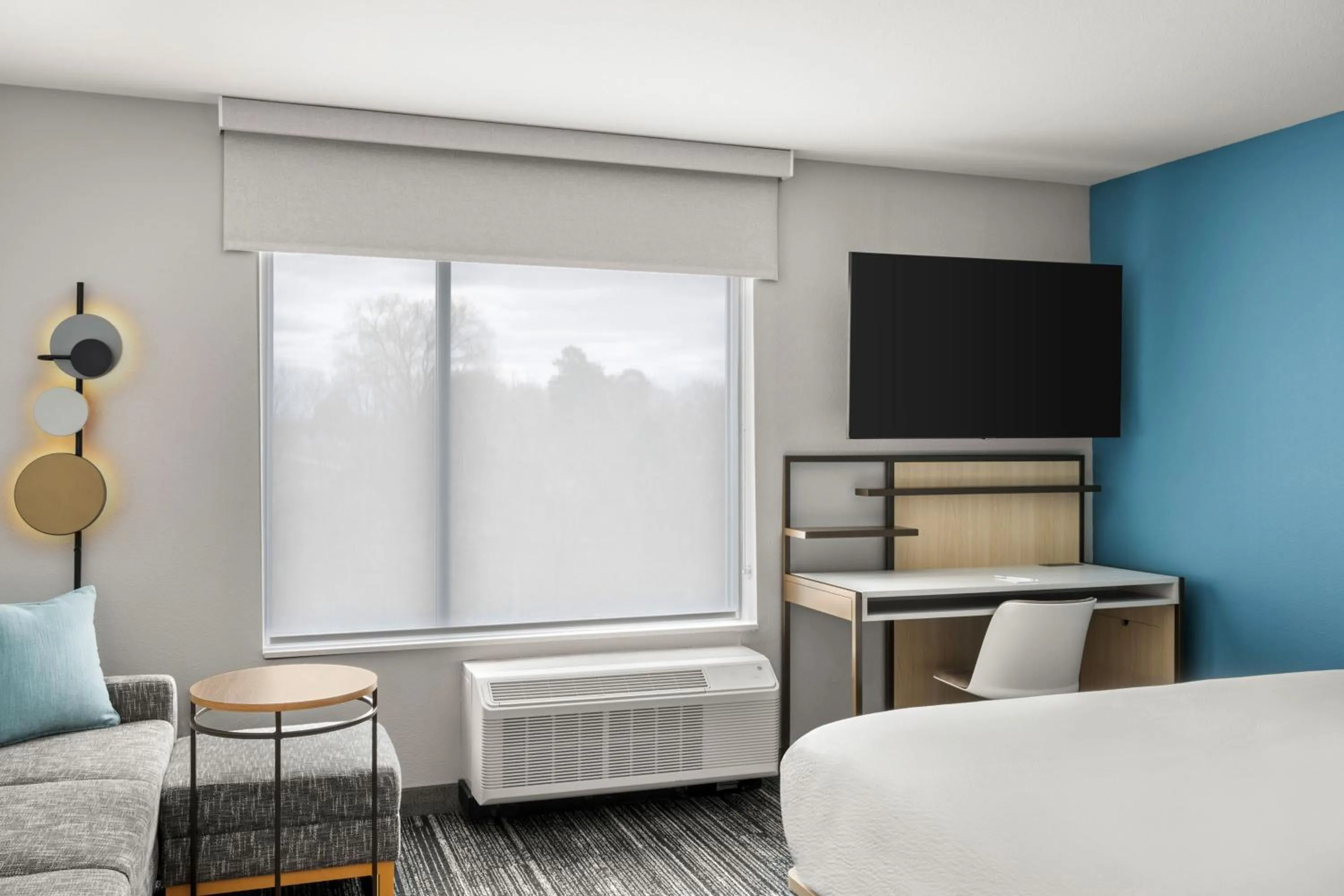 Photo of the whole room, Bed in TownePlace Suites by Marriott Wentzville