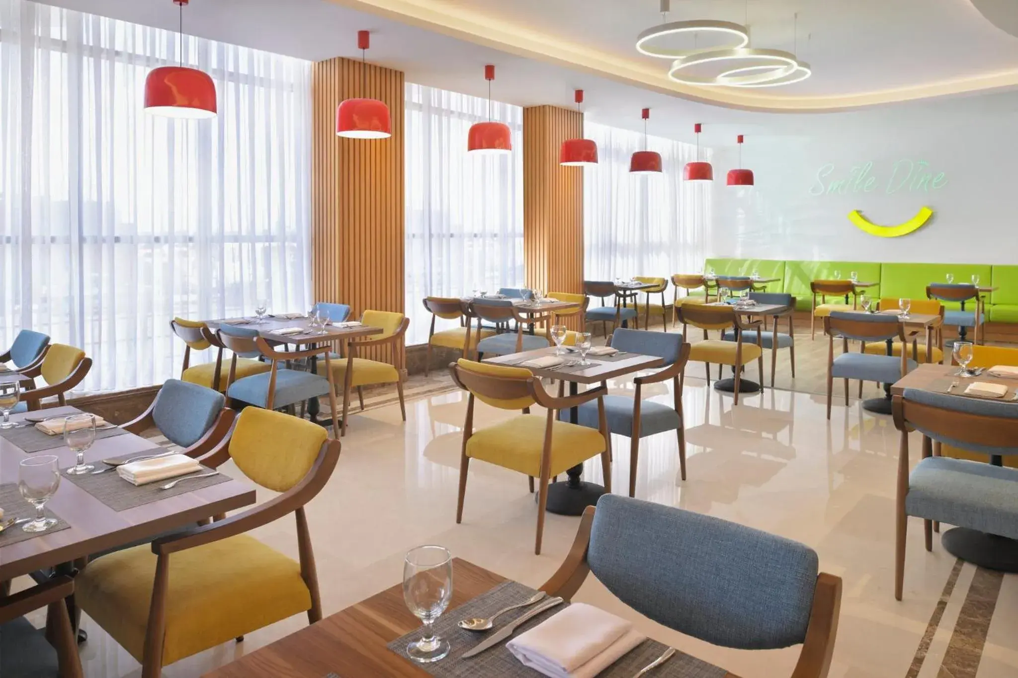 Restaurant/places to eat in Holiday Inn Jeddah Corniche by IHG Restaurant/places to eat in Holiday Inn Jeddah Corniche by IHG