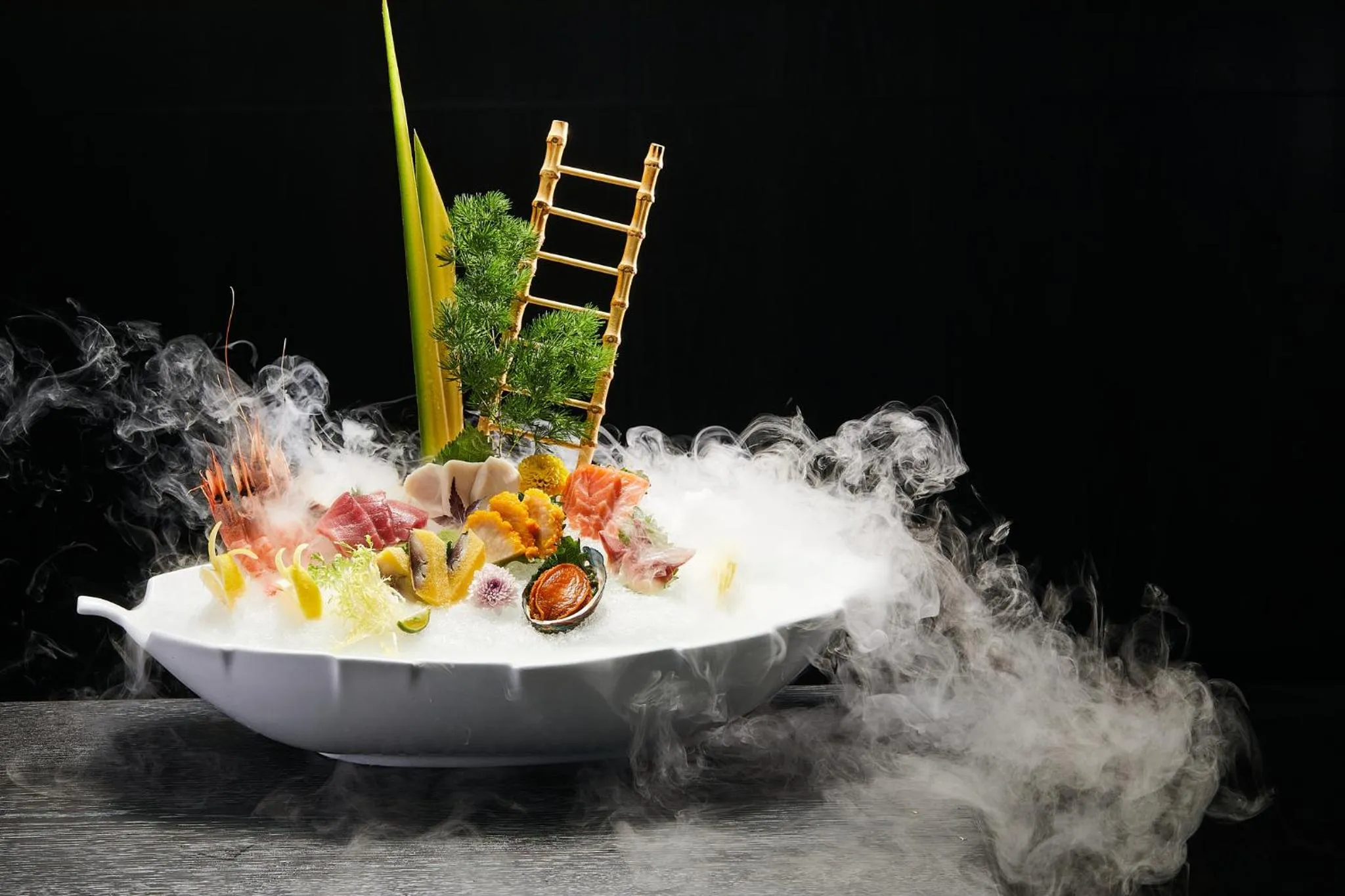 Restaurant/places to eat in Crowne Plaza Ezhou by IHG