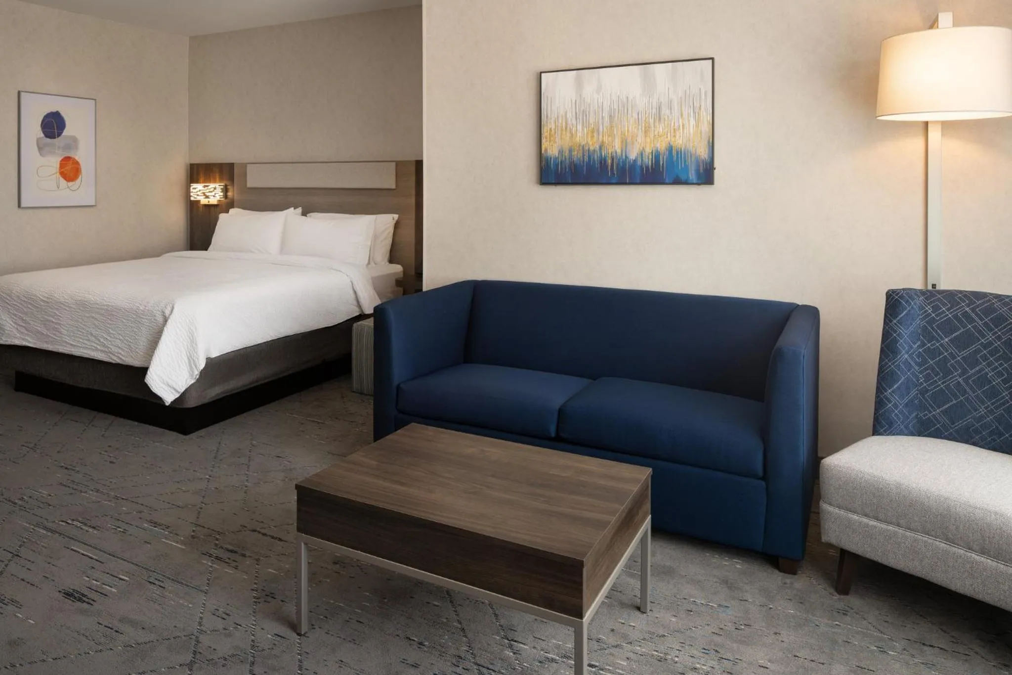 Bedroom, Bed in Holiday Inn Express & Suites Fresno Airport by IHG