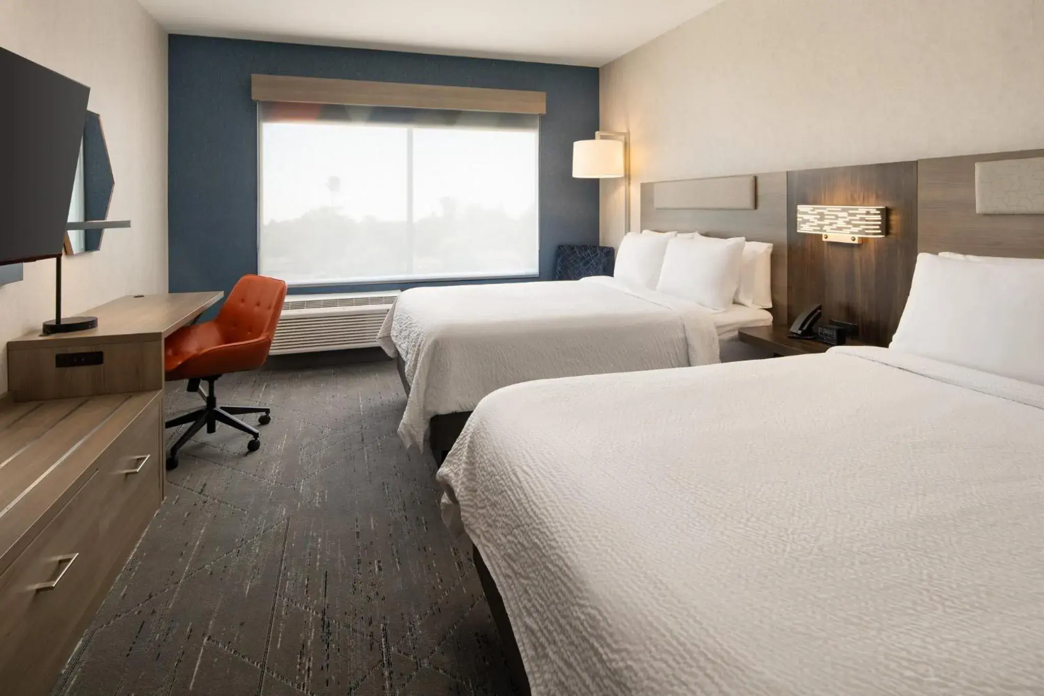 Standard Room with Two Queen Beds in Holiday Inn Express & Suites Fresno Airport by IHG Standard Room with Two Queen Beds in Holiday Inn Express & Suites Fresno Airport by IHG