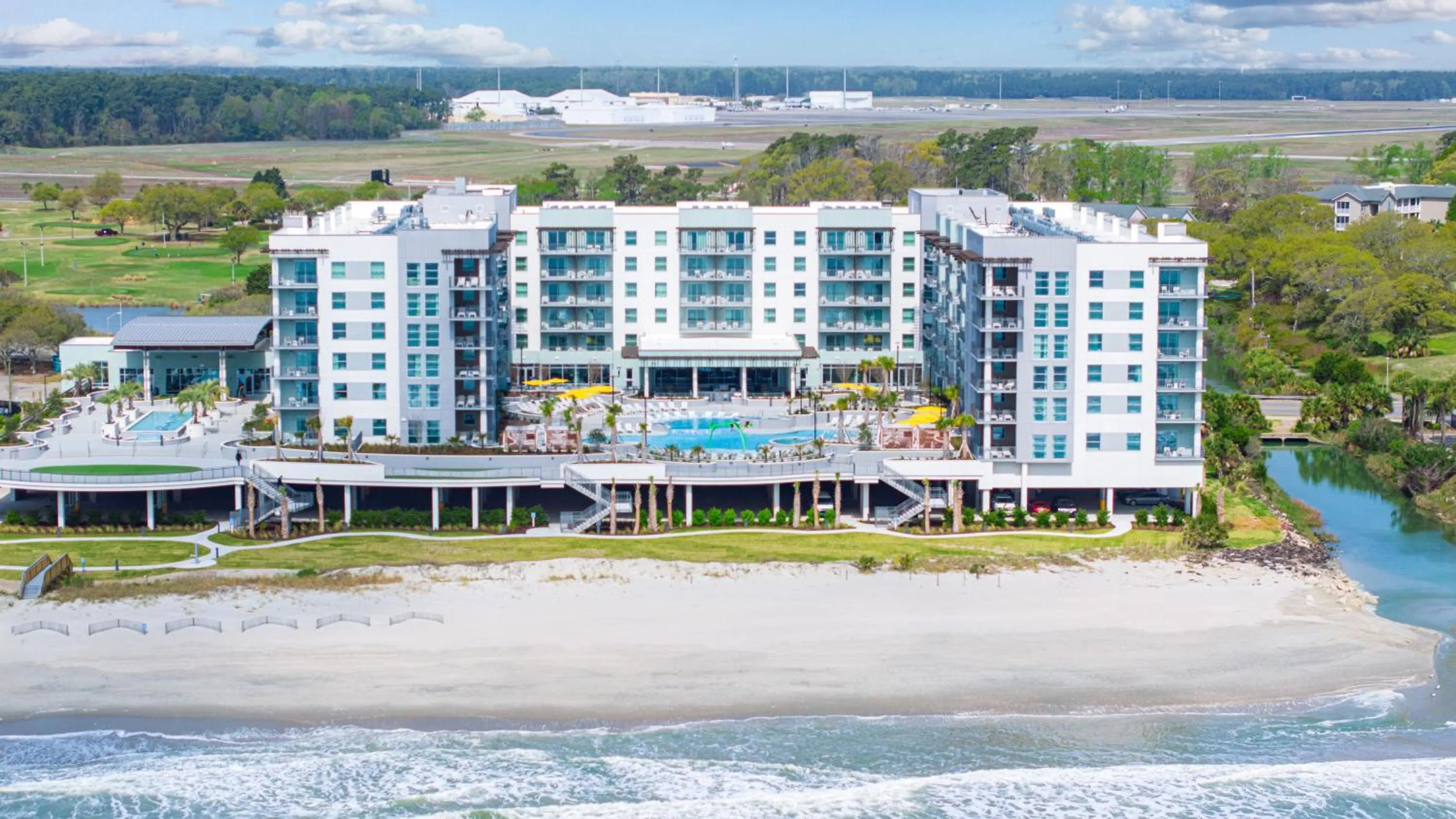 Property building in Holiday Inn Club Vacations Myrtle Beach Oceanfront