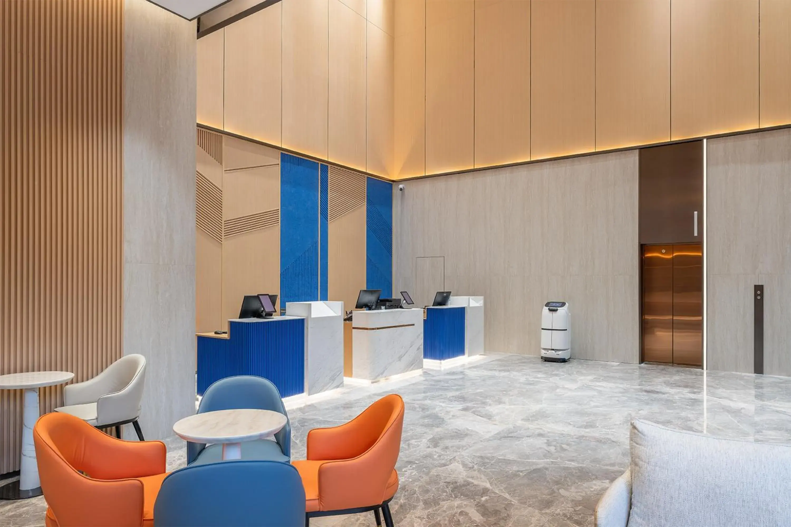 Lobby or reception in Holiday Inn Express Changsha Yuhua by IHG Lobby or reception in Holiday Inn Express Changsha Yuhua by IHG