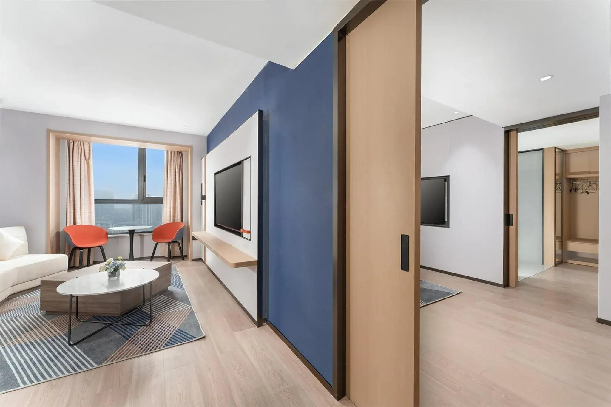 Photo of the whole room in Holiday Inn Express Changsha Yuhua by IHG Photo of the whole room in Holiday Inn Express Changsha Yuhua by IHG