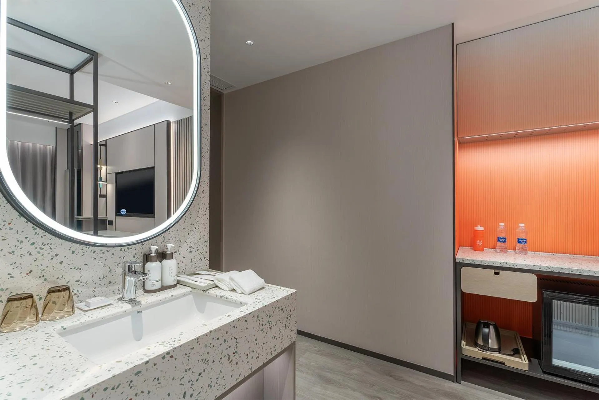 Toilet in EVEN Hotel Zhongshan City Center by IHG