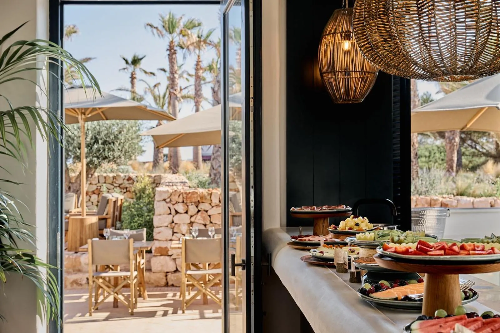 Breakfast in CAP Menorca Relais & Chateaux