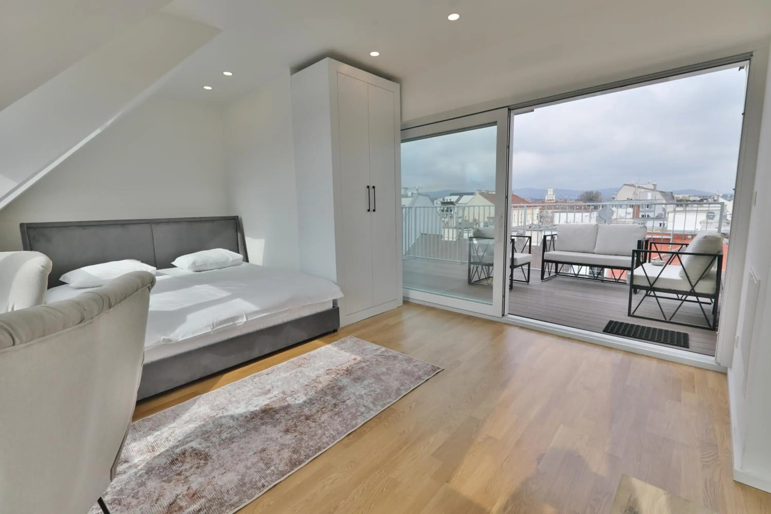 Studio with Terrace in Vienna Lotus Apartments Studio with Terrace in Vienna Lotus Apartments