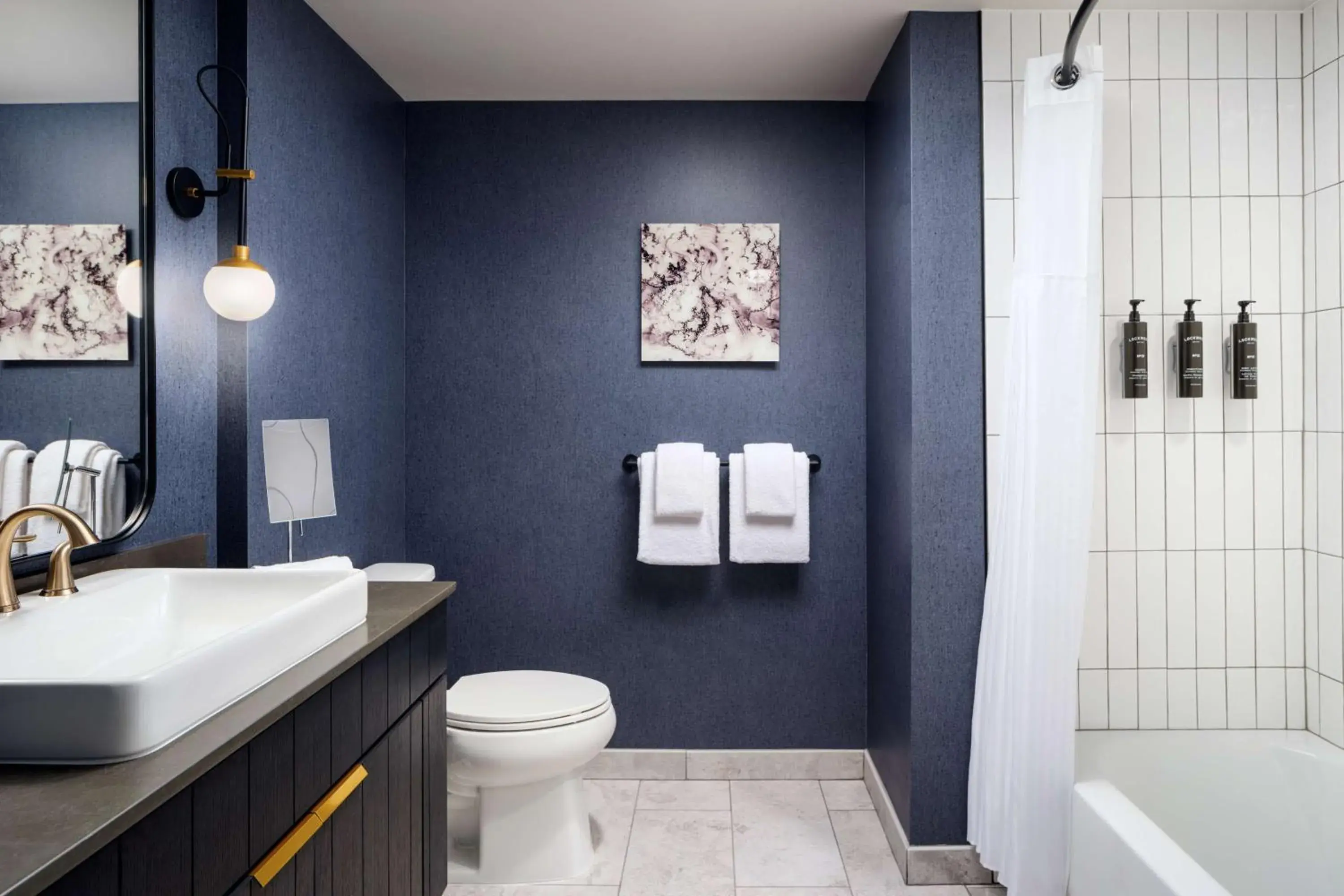 Bathroom in The Hoffmann Hotel Basalt Aspen Tapestry Collection Hilton Bathroom in The Hoffmann Hotel Basalt Aspen Tapestry Collection Hilton
