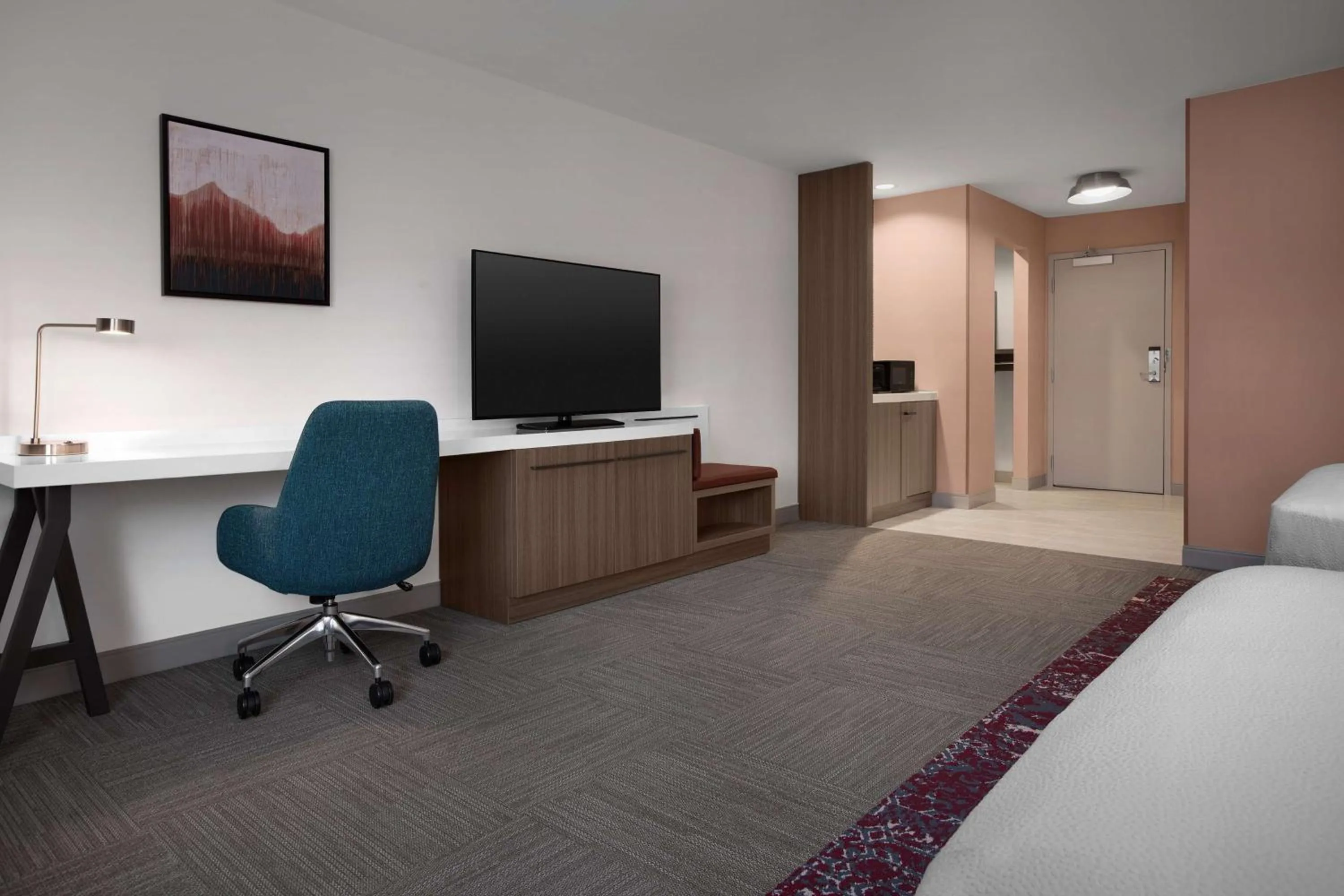 Bedroom, Bed in Hilton Garden Inn Denver Airport Tower Road